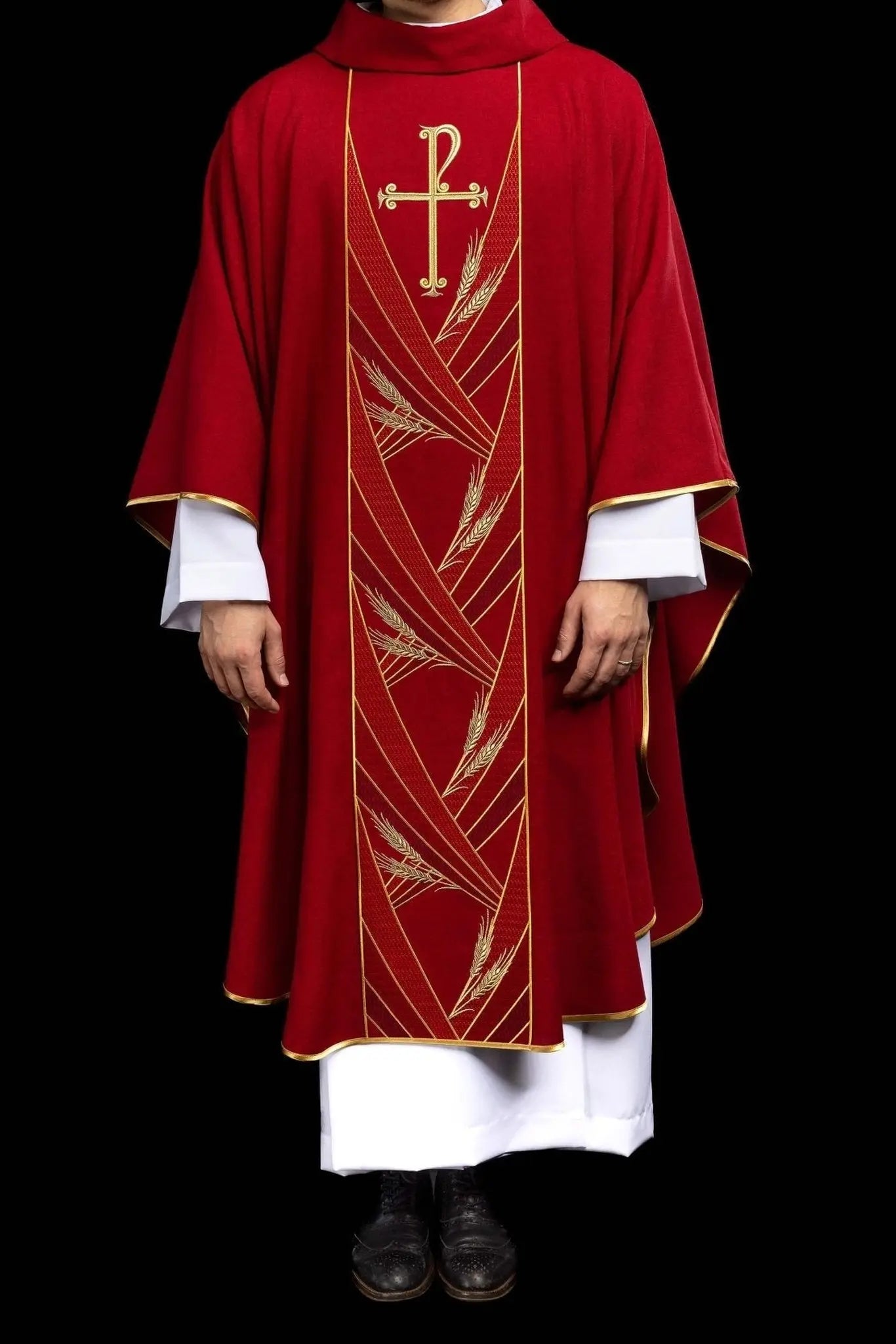 Chasuble rouge avec bande PAX brodée