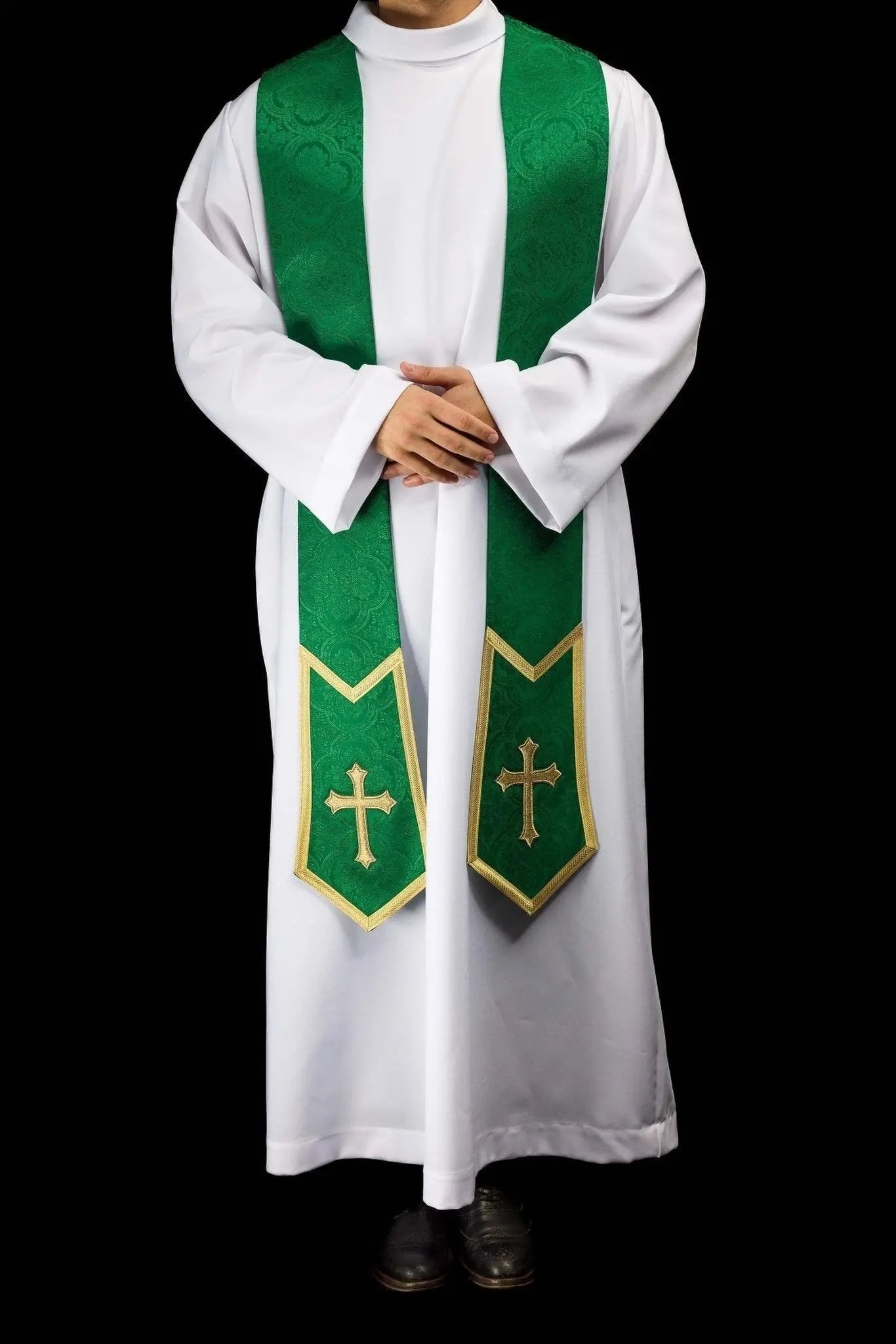 Étole jacquard verte avec Croix brodée