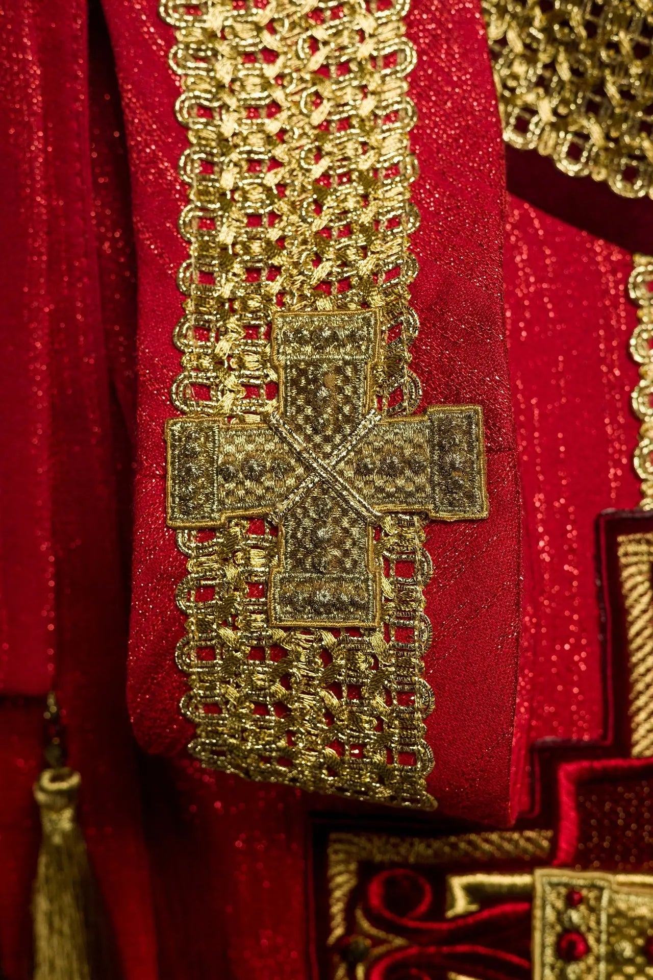 Handmade Chasuble with Natural Stones Handmade 7015 Red