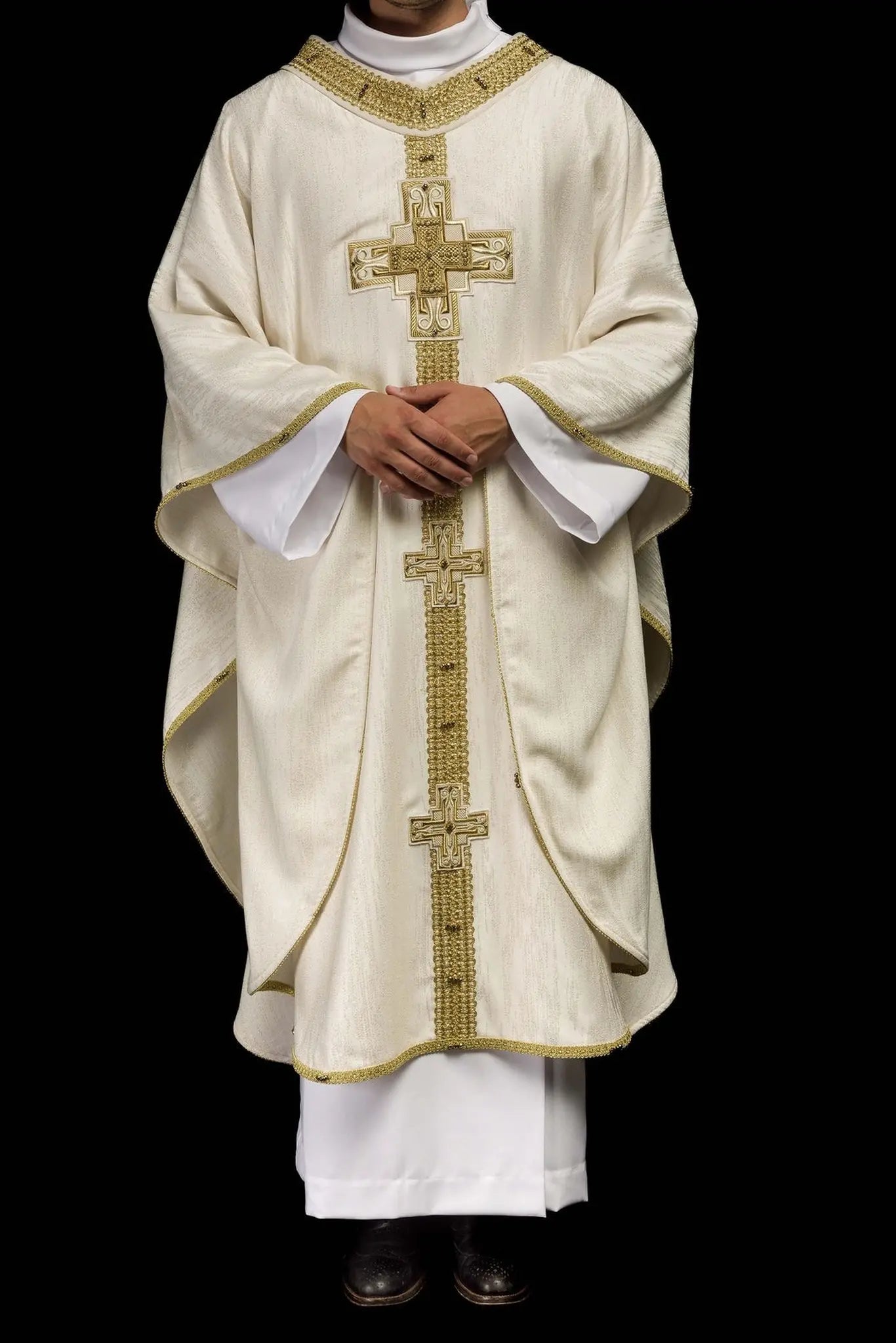 Handmade Chasuble with Natural Stones Handmade 7015 Ecru