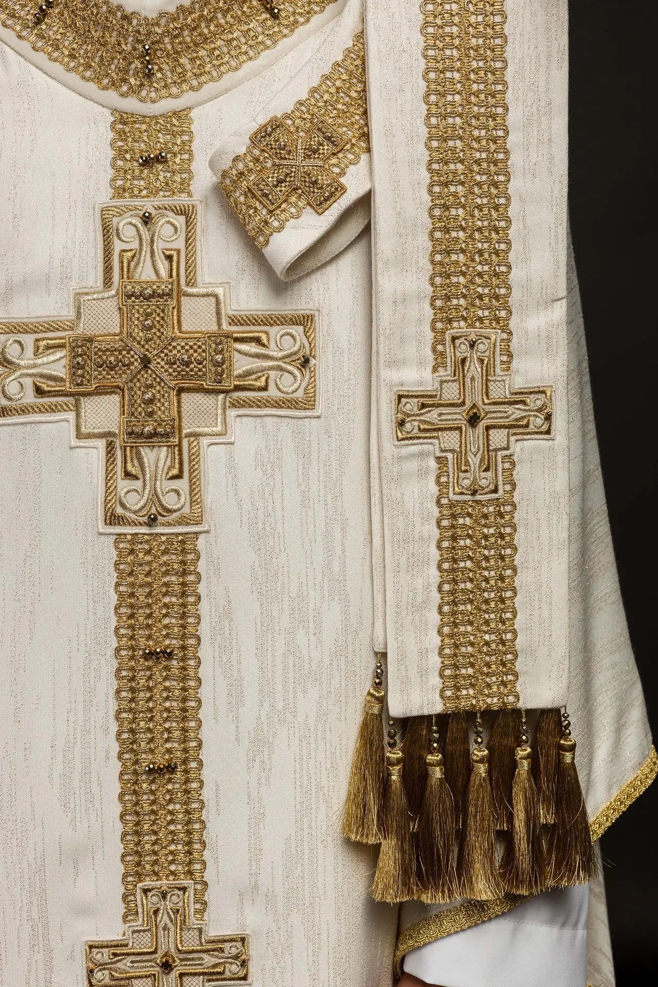 Handmade Chasuble with Natural Stones Handmade 7015 Ecru