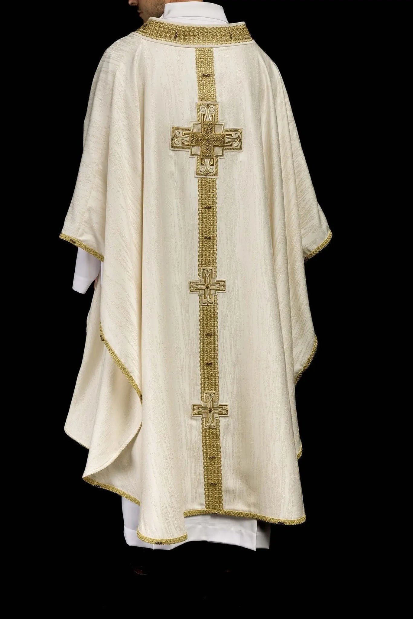 Chasuble faite main avec pierres naturelles faite main 7015 Écru