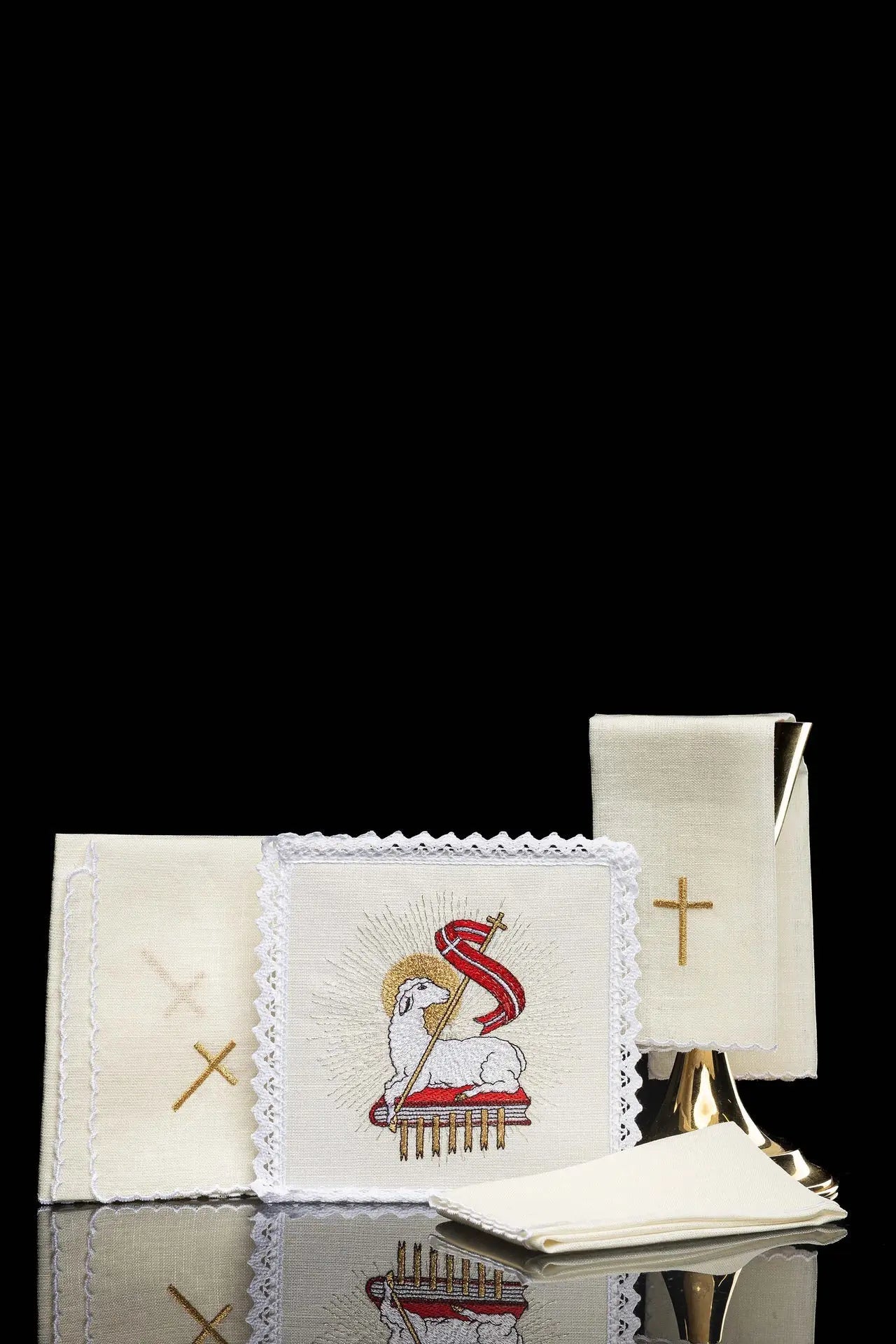 Nappe de calice en lin avec broderie en peau d'agneau