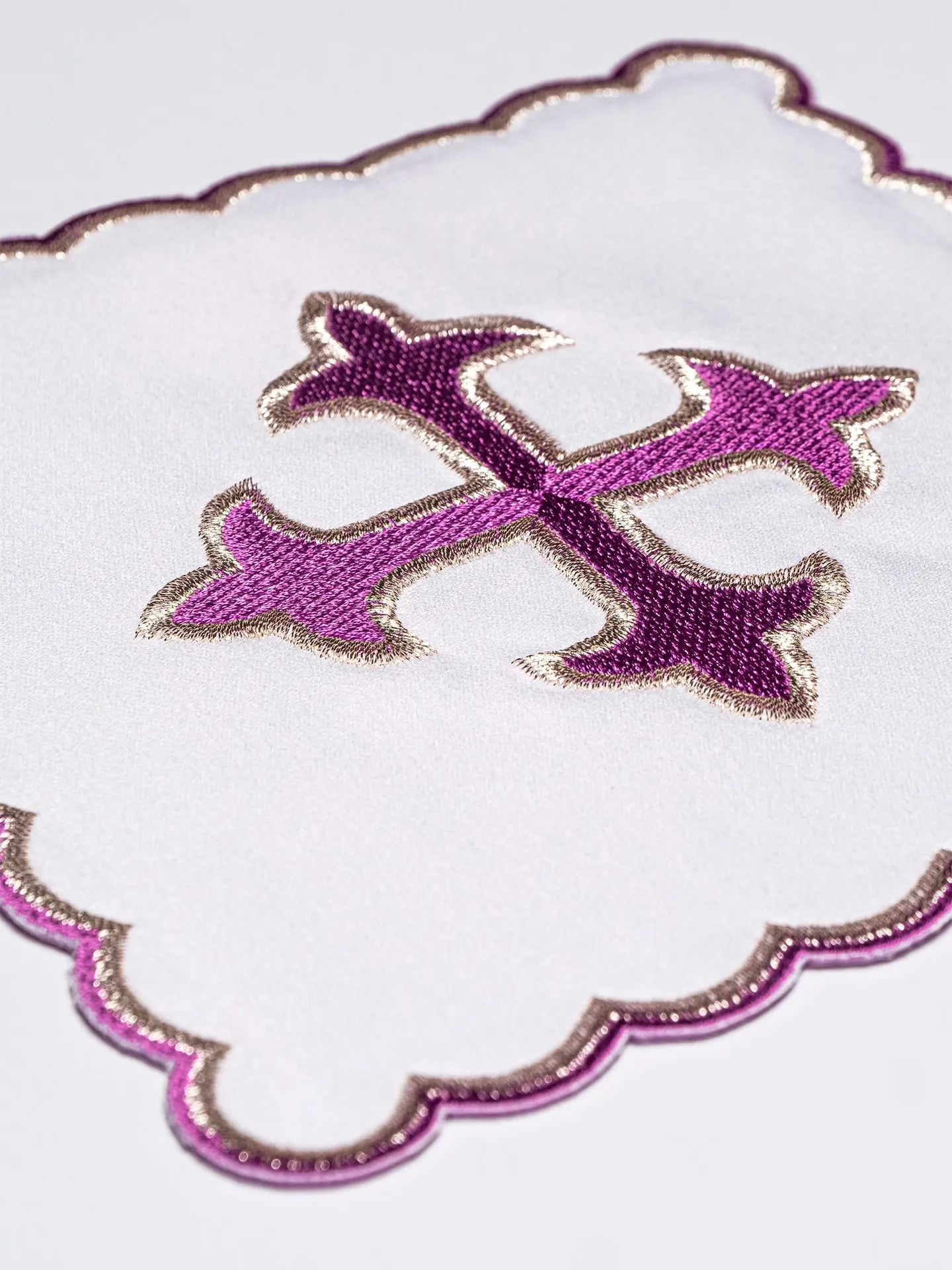 Chalice linen embroidered Cross Purple