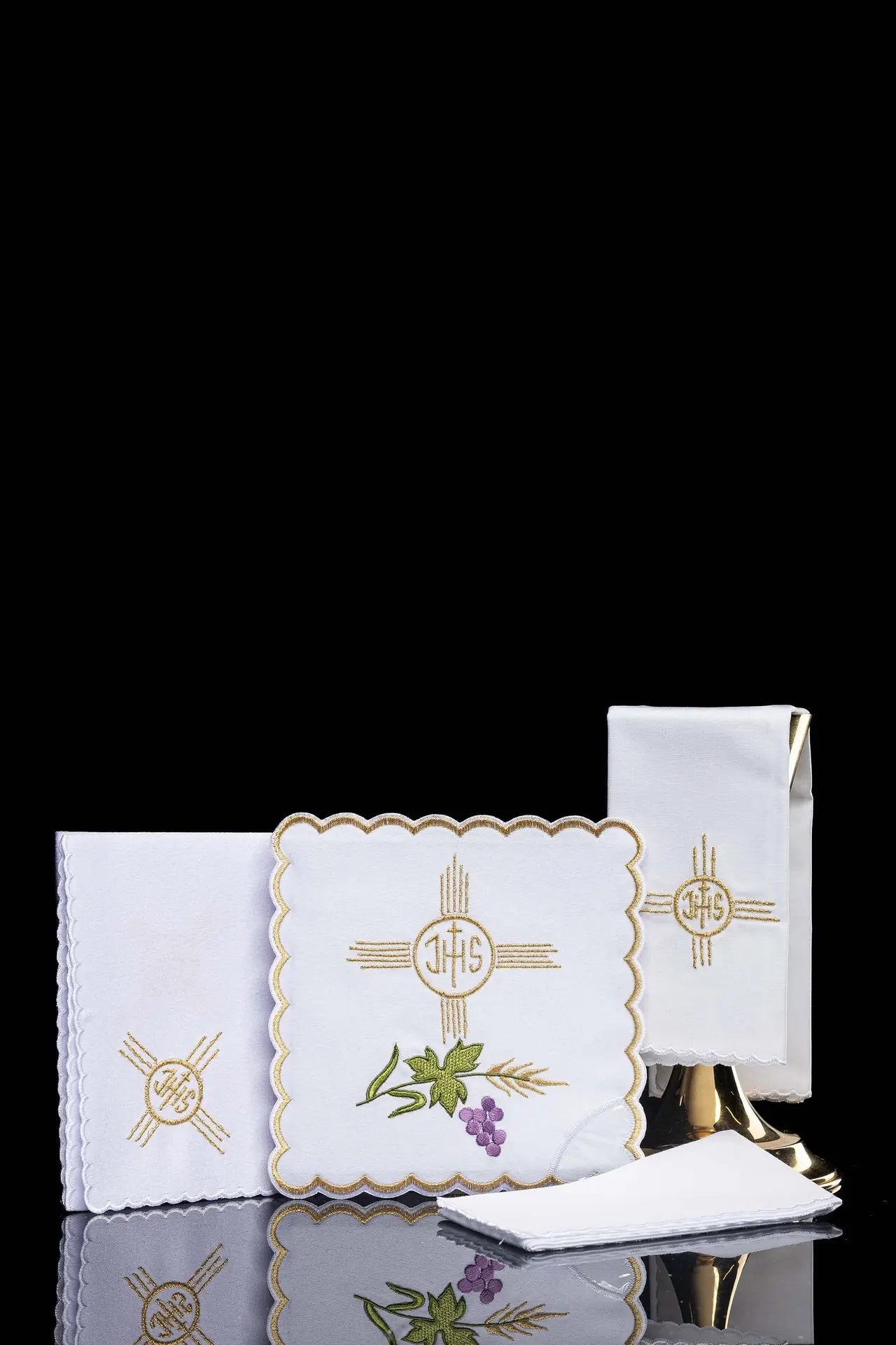 Linge de calice brodé Croix et IHS