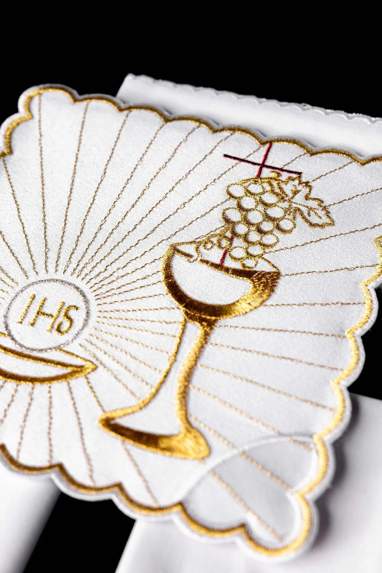 Lin de calice en lin avec broderie eucharistique
