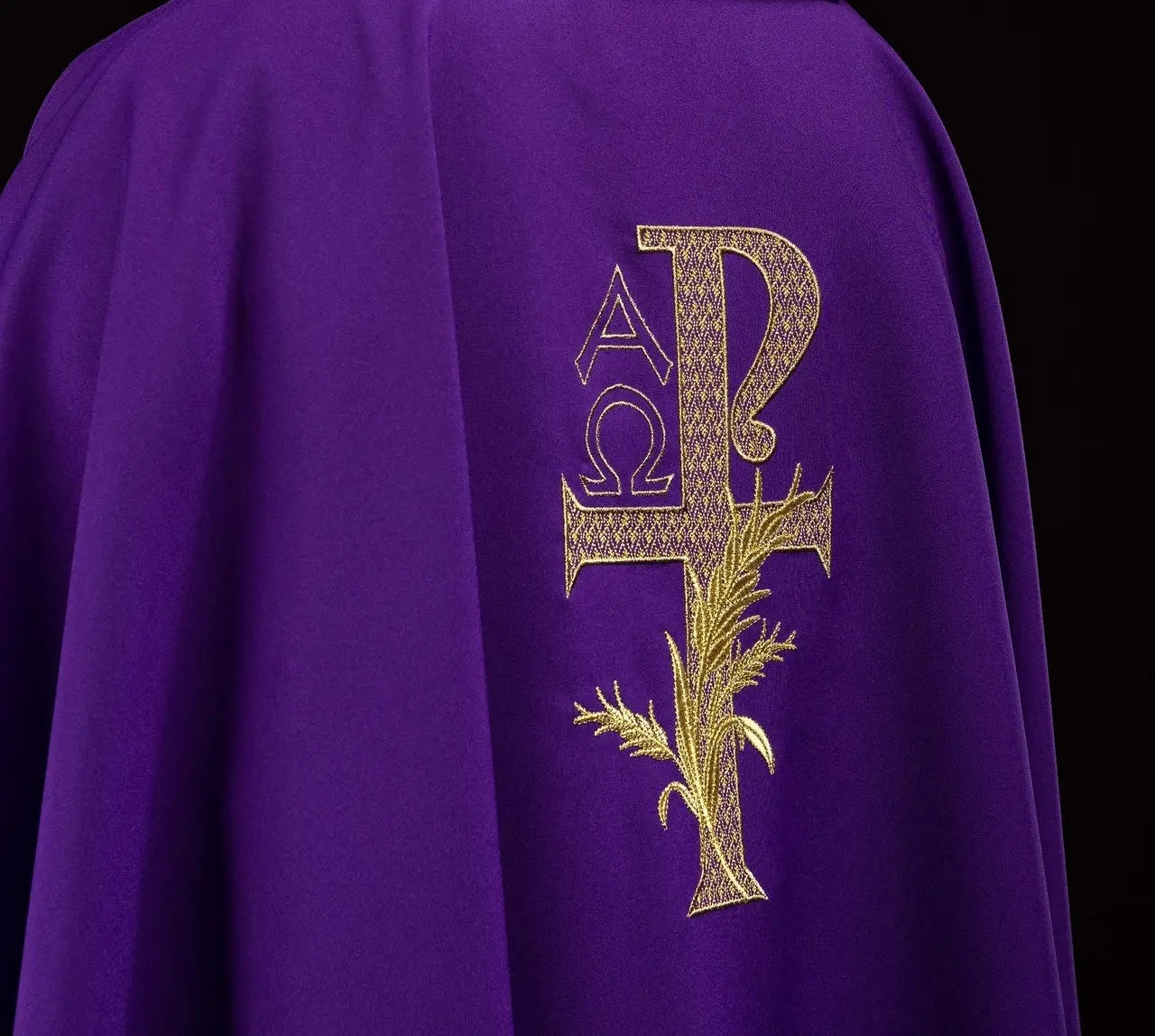 Embroidered chasuble with the Alpha and Omega symbol and wide collar purple
