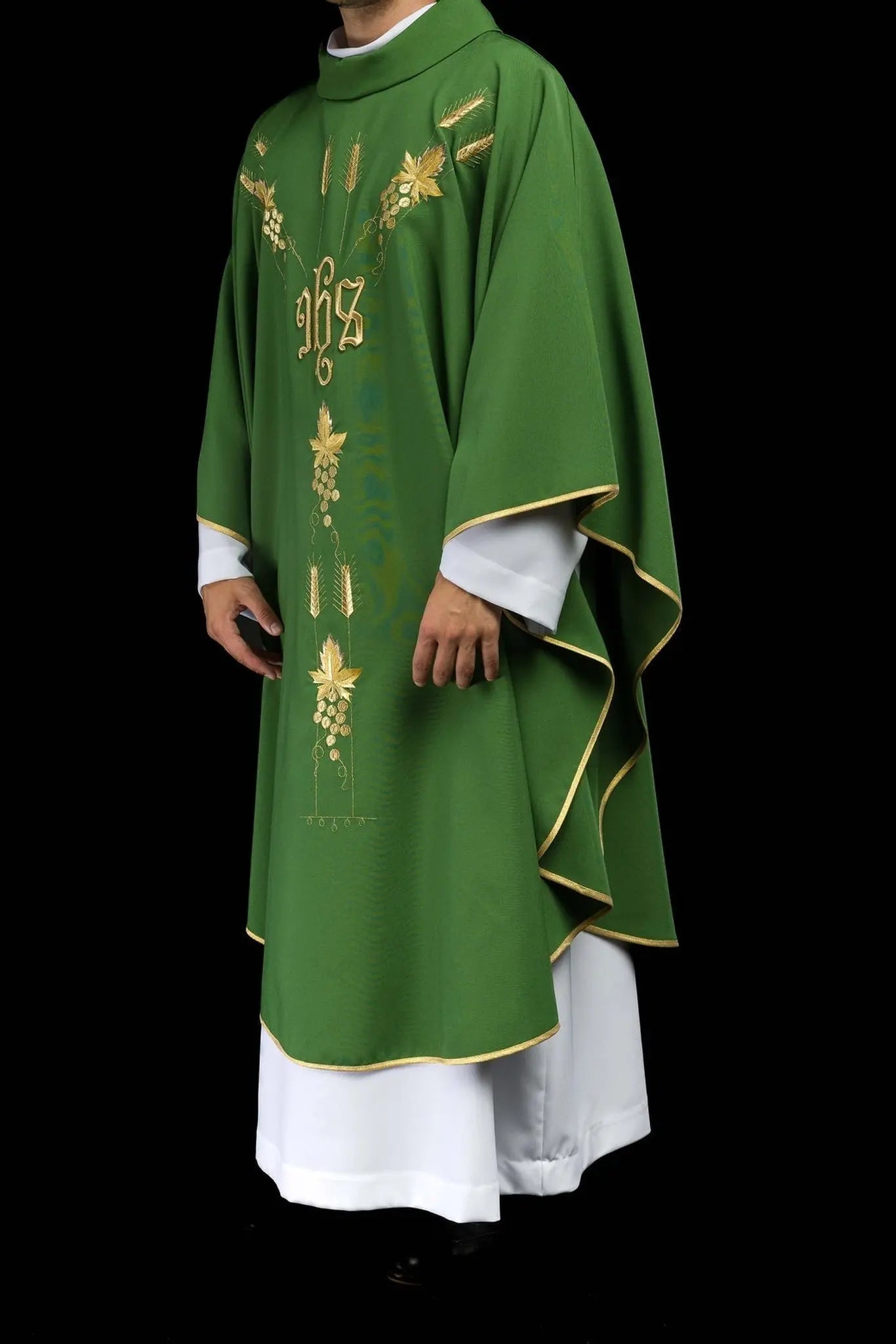 Embroidered chasuble with IHS symbol grapes Green