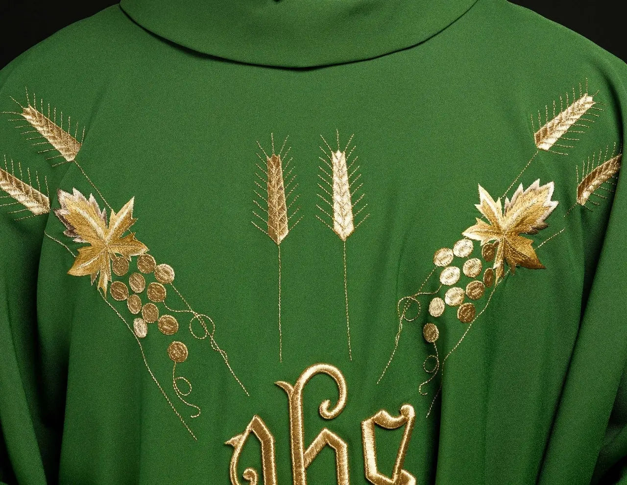 Embroidered chasuble with IHS symbol grapes Green