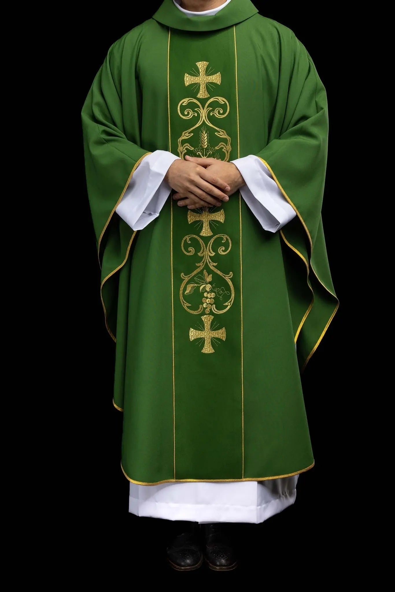 Chasuble verte avec orfreie eucharistique brodée