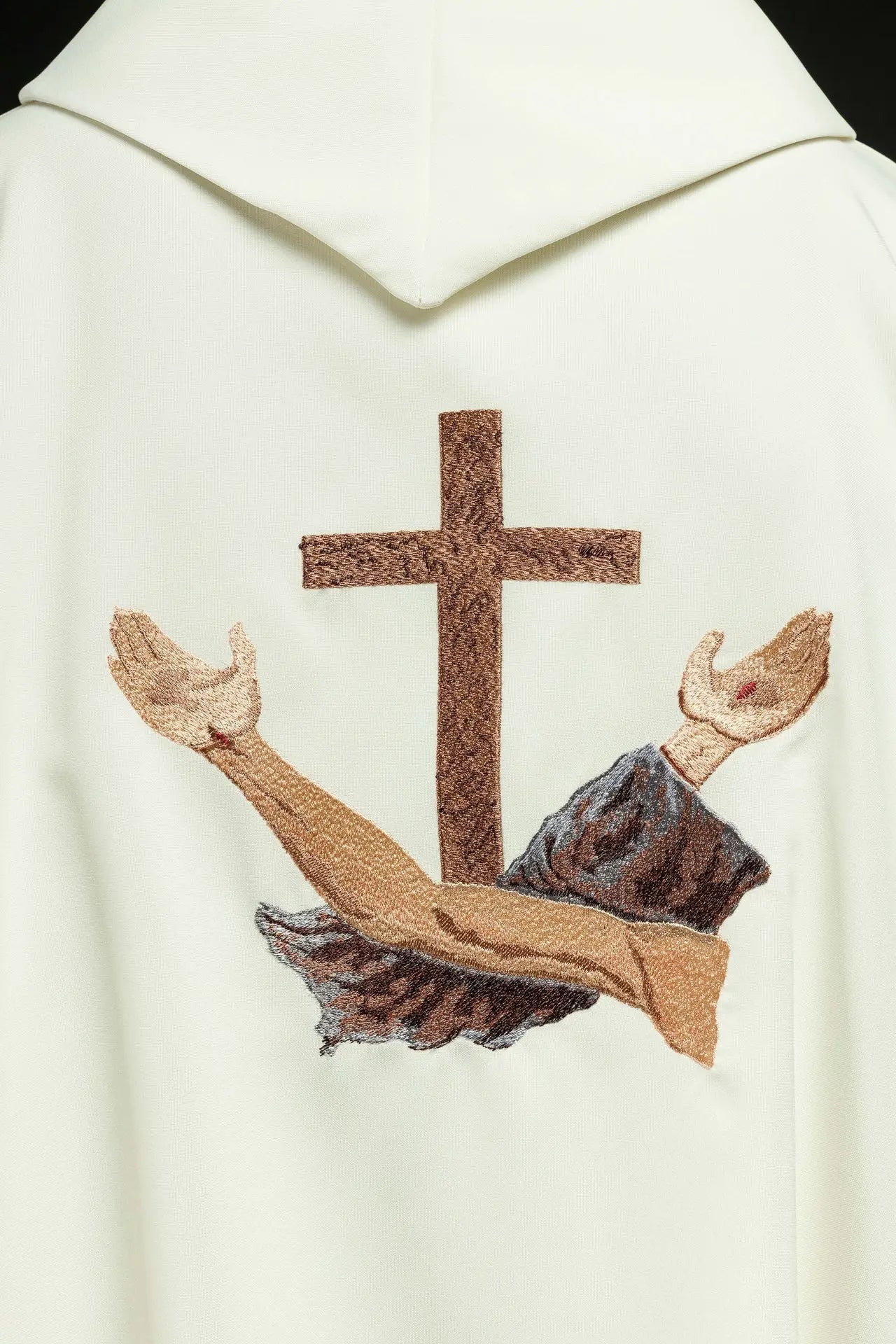 Liturgical chasuble with Franciscan cross