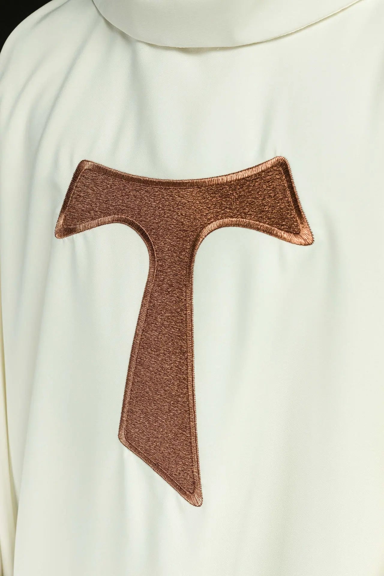 Liturgical chasuble with Franciscan cross