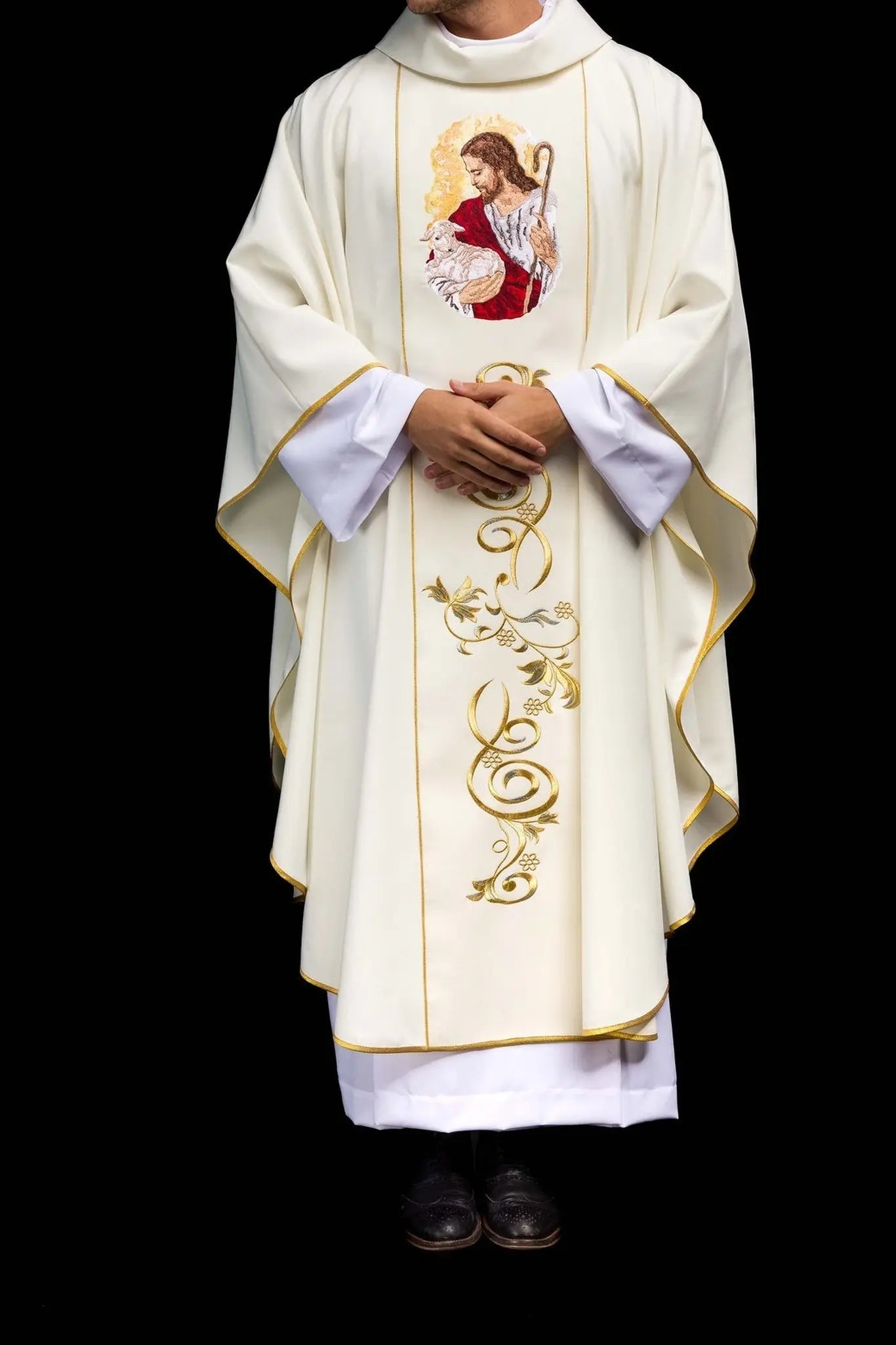 Ecru chasuble with the image of Jesus the Good Shepherd