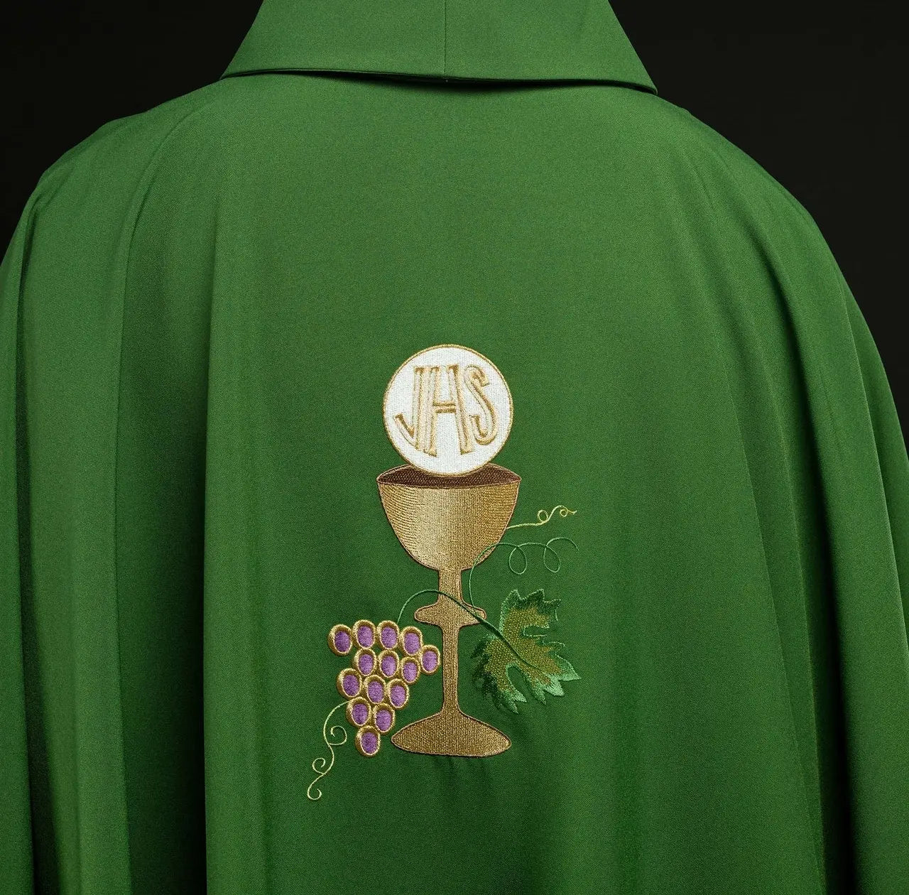 Embroidered chasuble Green Chalice Grape