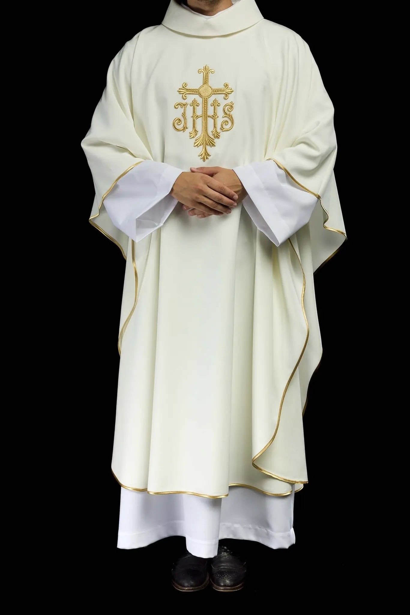Embroidered ecru cross chasuble