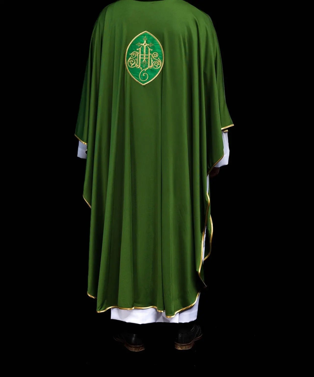 Chasuble brodée avec IHS tissu tricoté léger SACROLITE