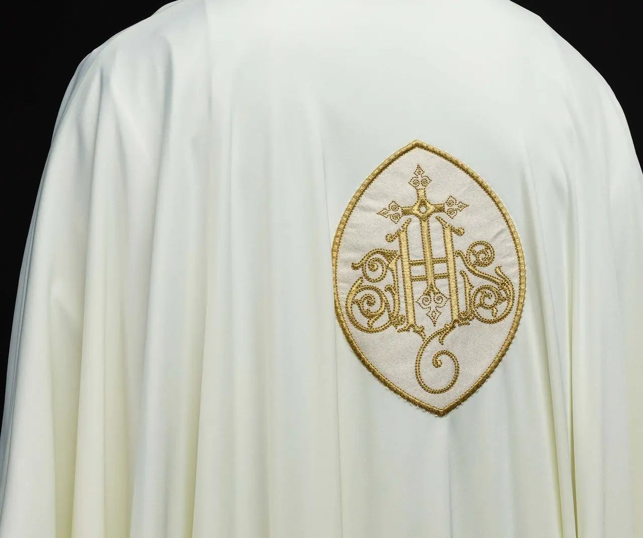 Chasuble embroidered with IHS lightweight SACROLITE knitted fabric