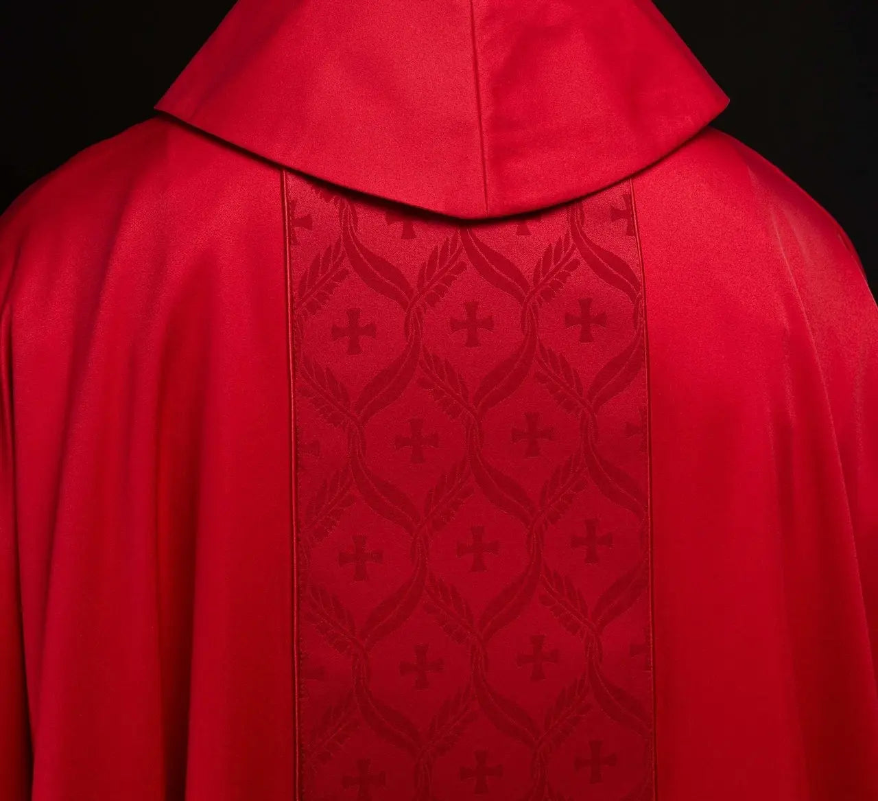 Red Chasuble with Jacquard Cross-patterned Band