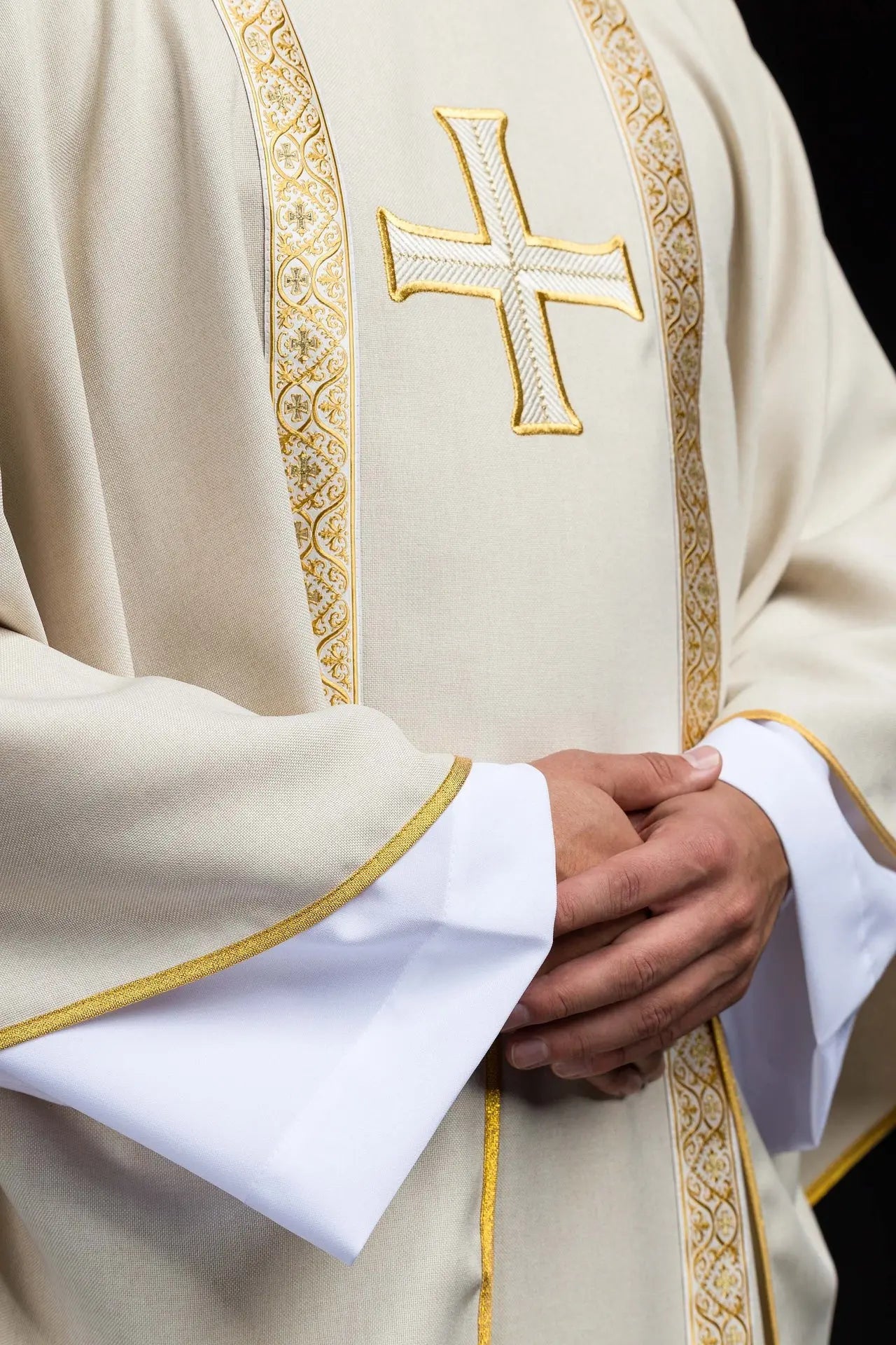 Ecru liturgical chasuble with embroidered cross and jacquard bands