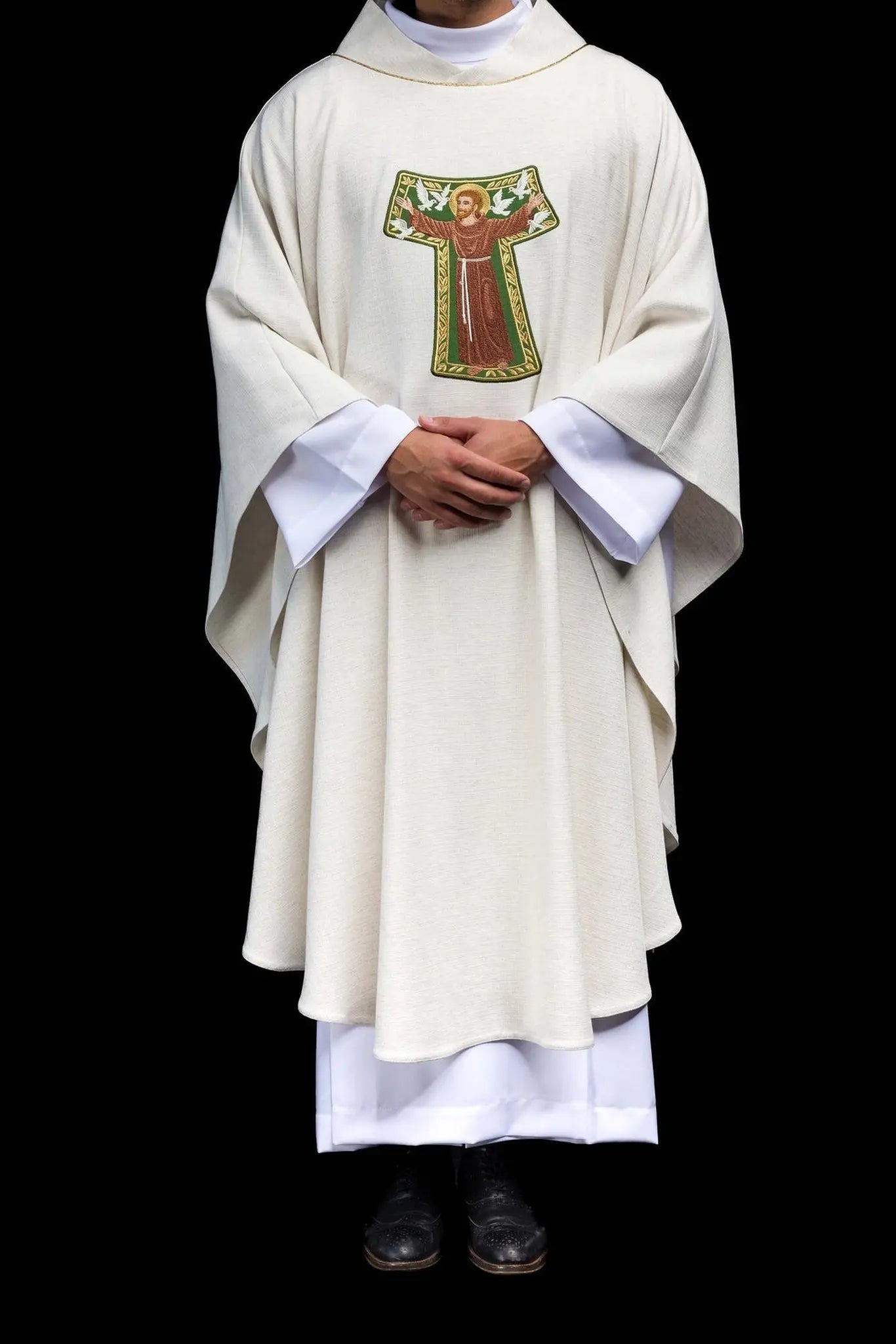 Chasuble brodée avec l'image de Saint François
