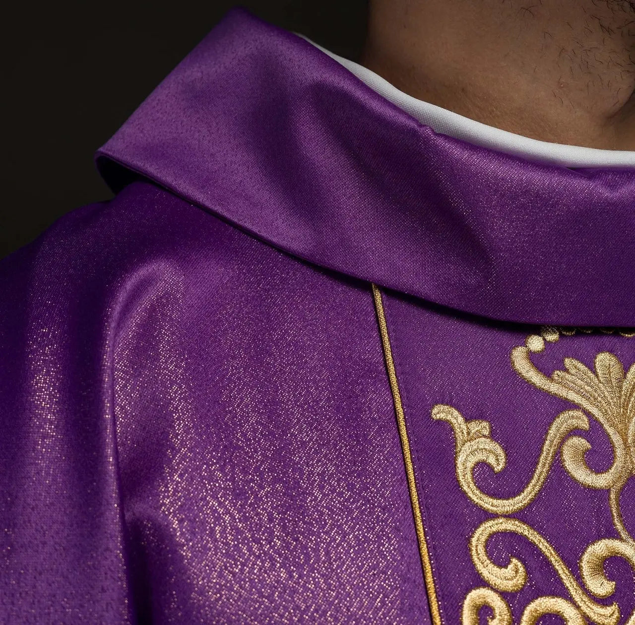 Purple chasuble richly embroidered lustre
