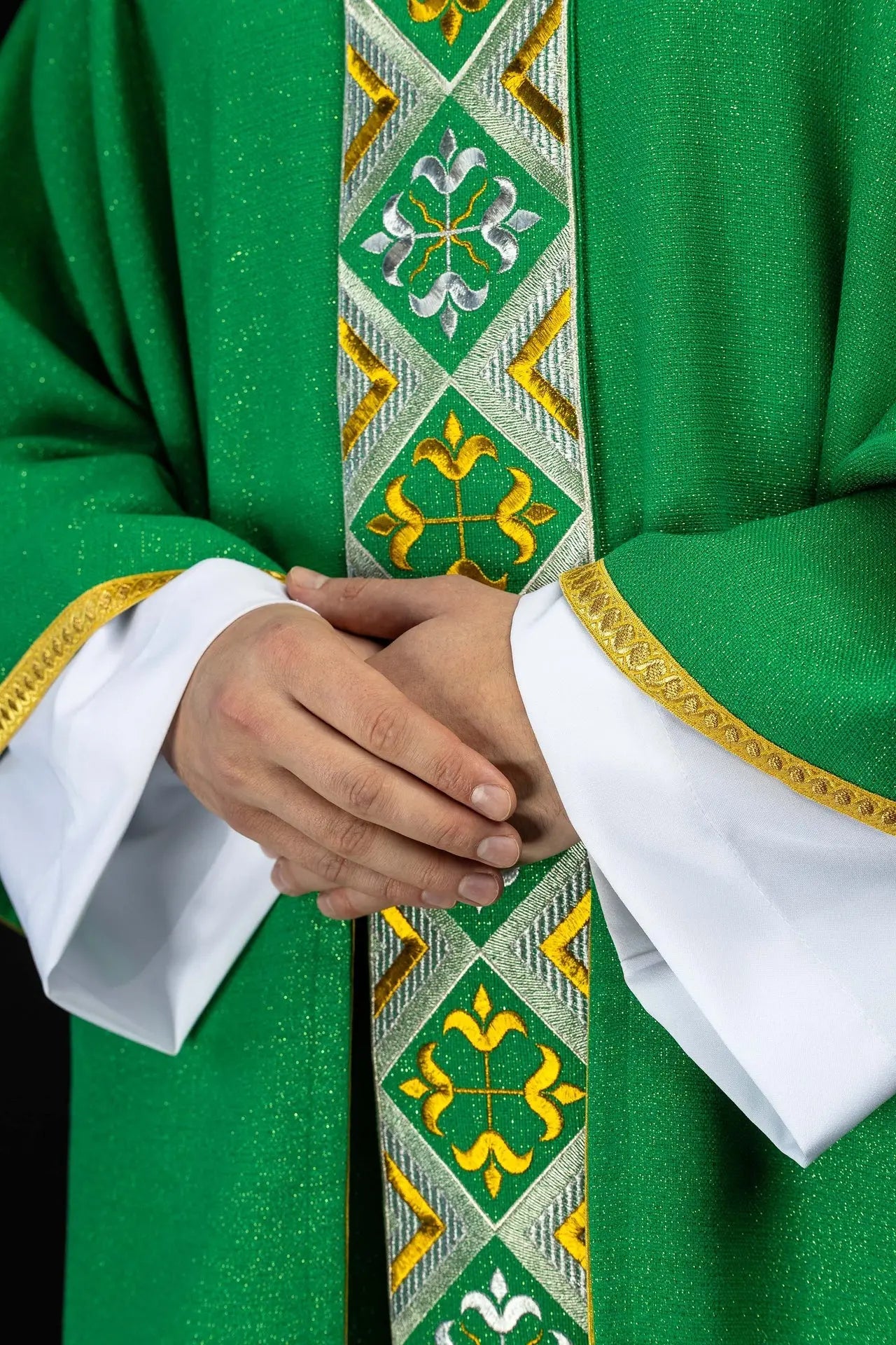 Green Chasuble Set with Embroidered Orphrey
