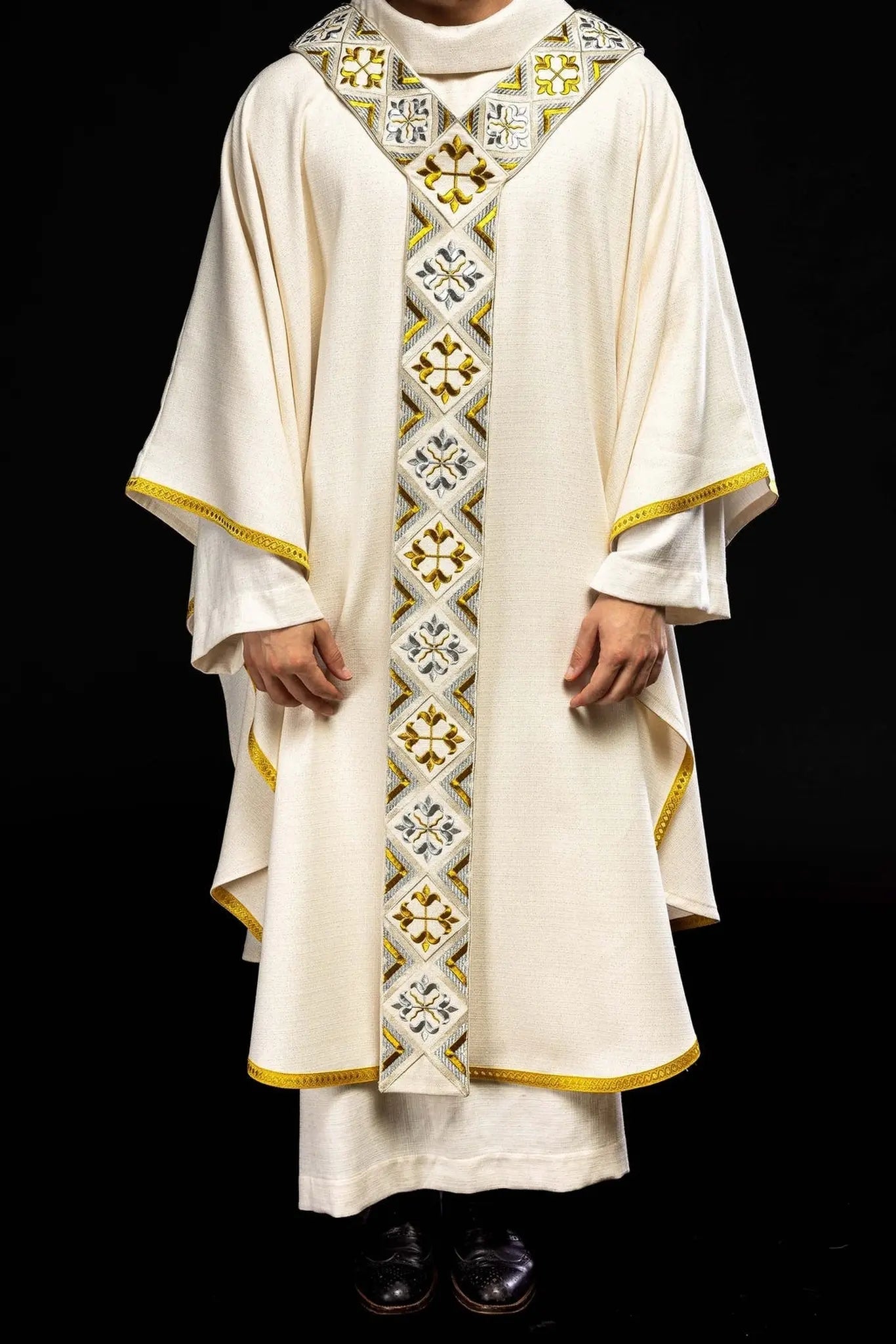 Bande brodée pour chasuble
