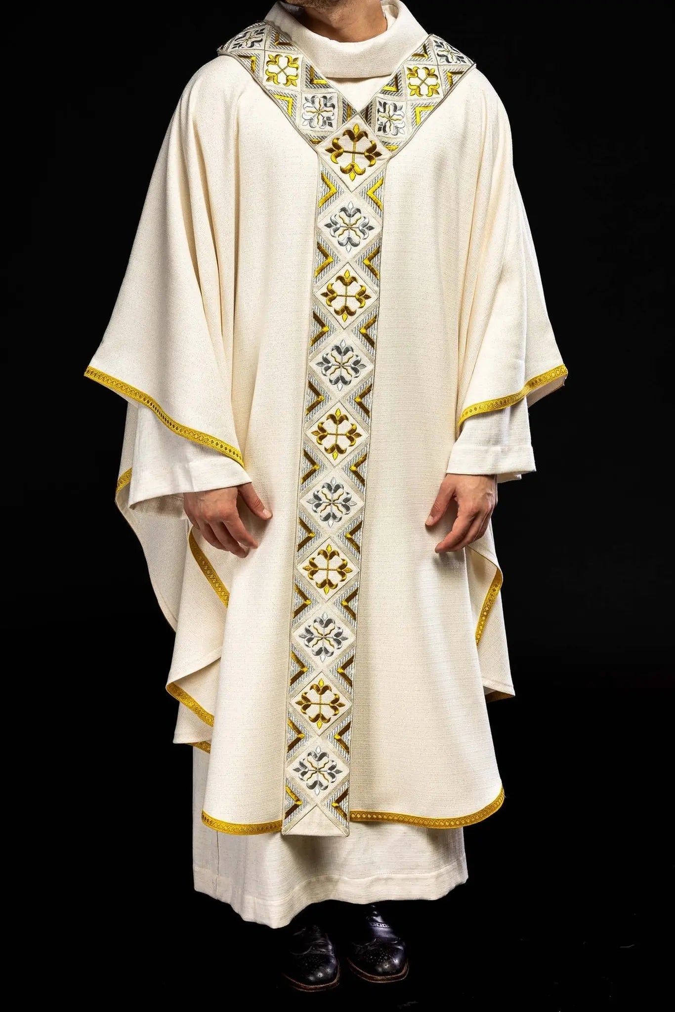 Bande brodée pour chasuble