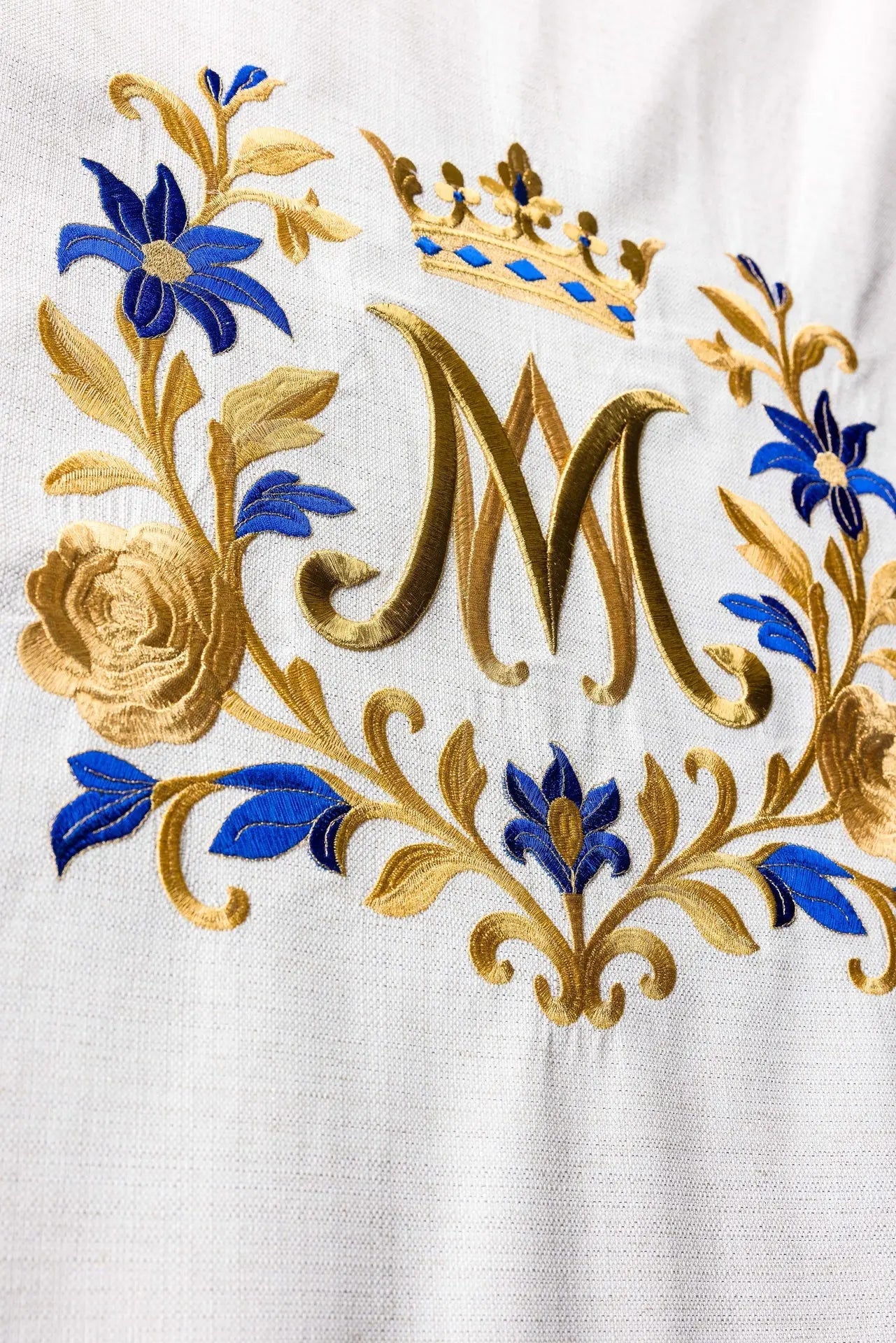 Marian Lectern Cover with Embroidered Crowned Monogram