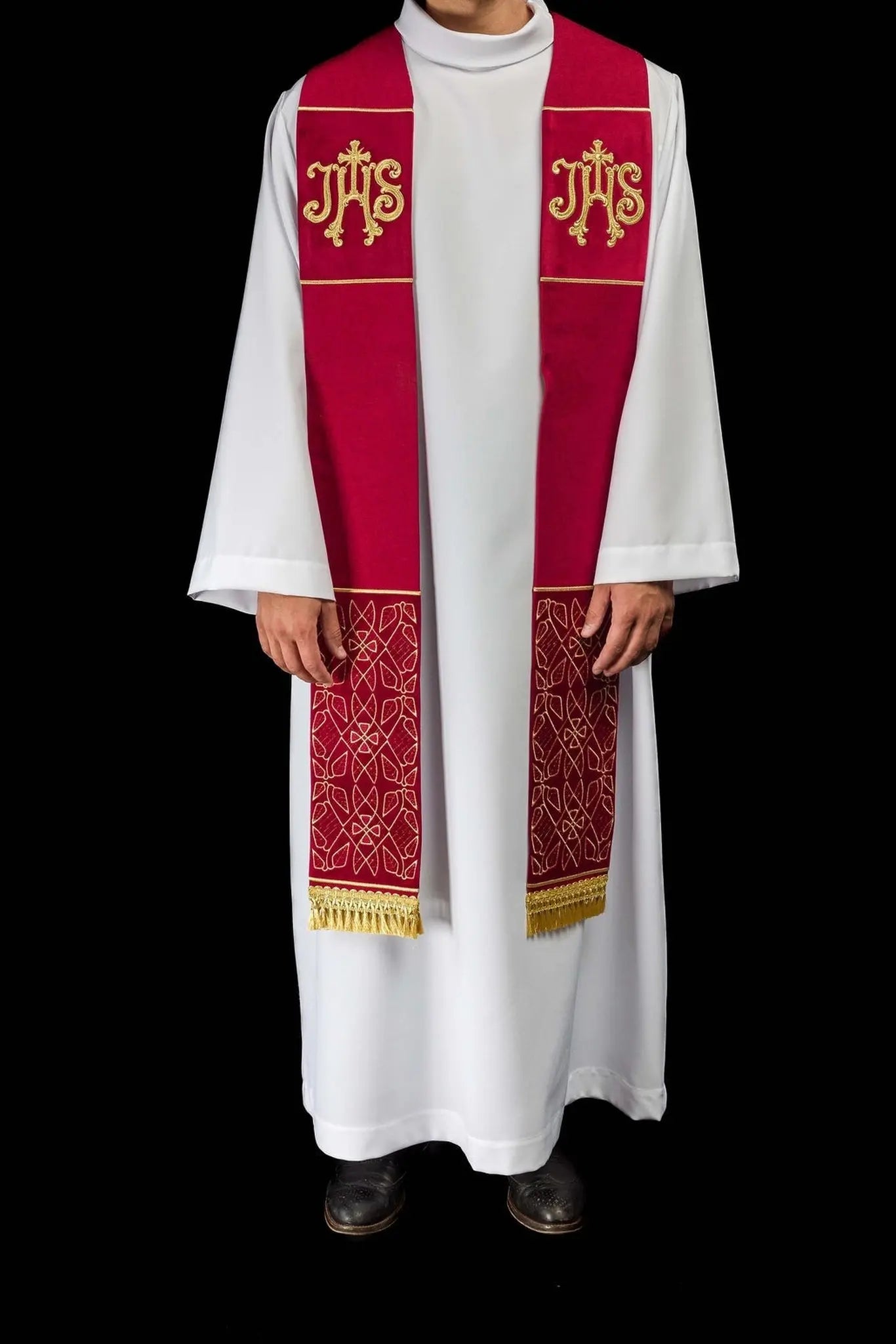 Étole brodée en velours rouge avec motif IHS