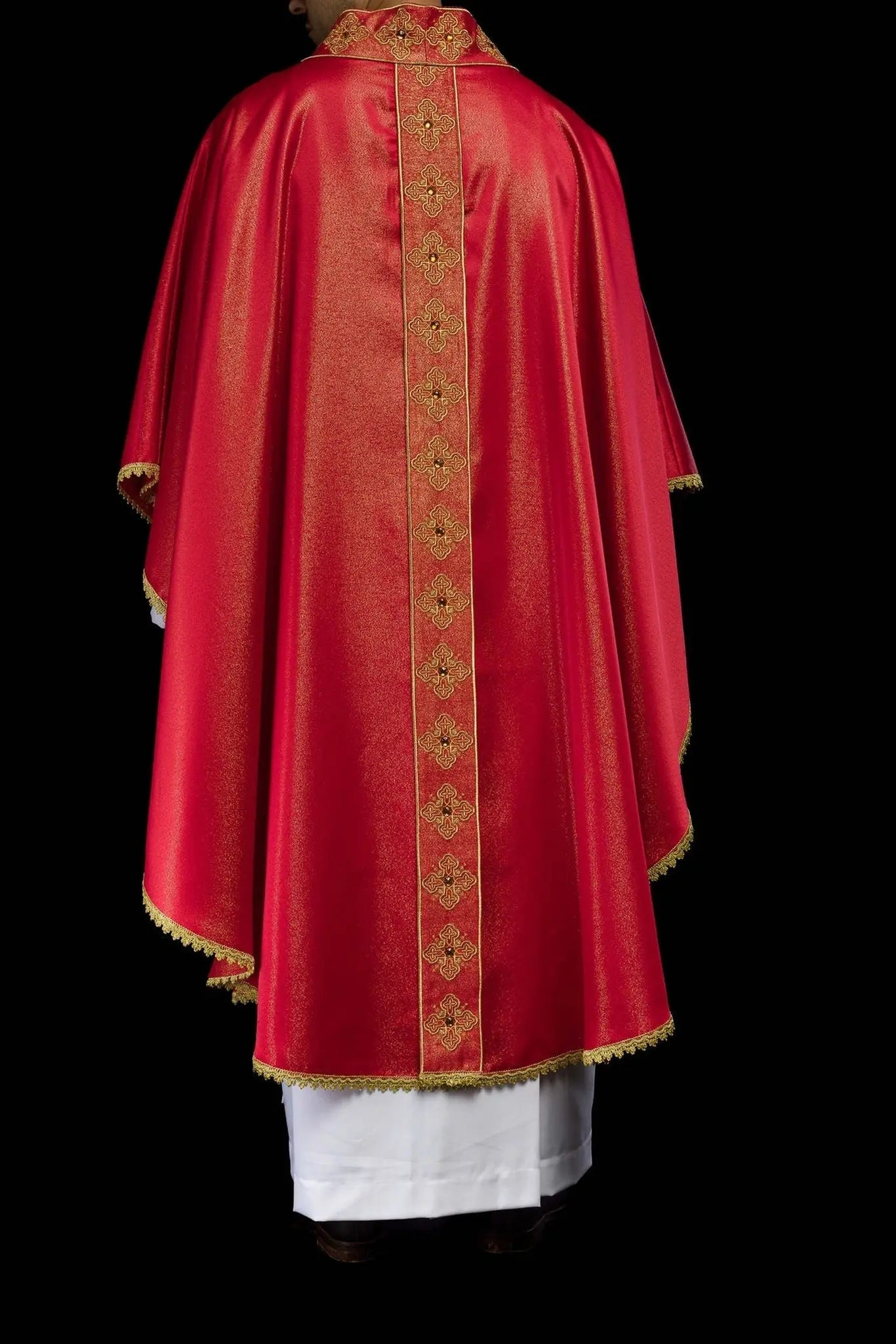 Chasuble in red with embroidered belt and collar decorated with stones