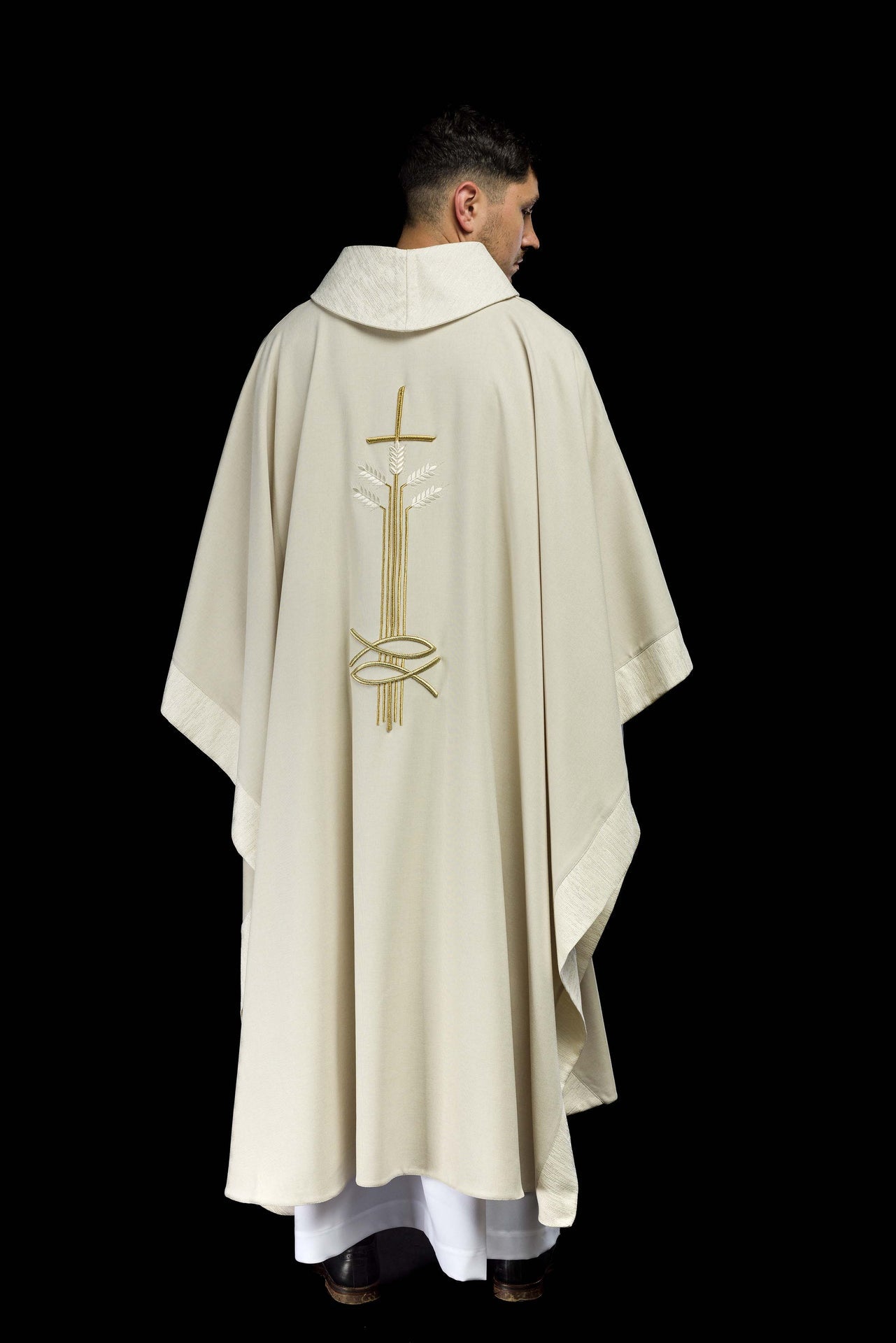 Ornat z motywem krzyża, kłosów oraz ryb - ORNATY.PL