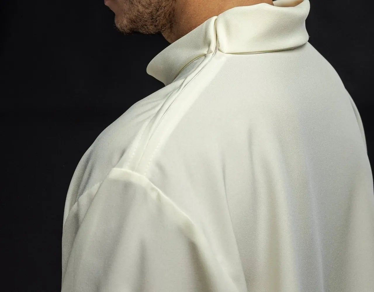 Robe de prêtre unie écrue