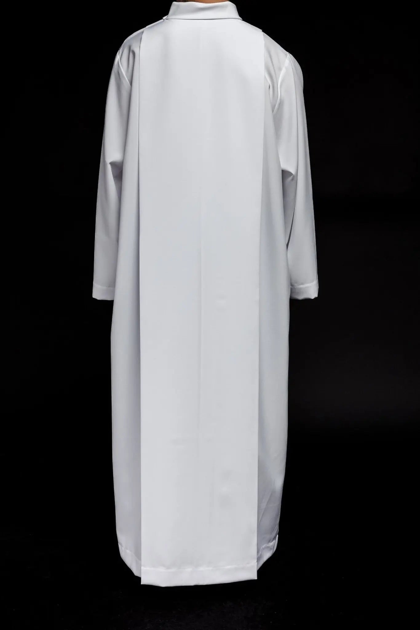 Plain turtleneck priest's robe White