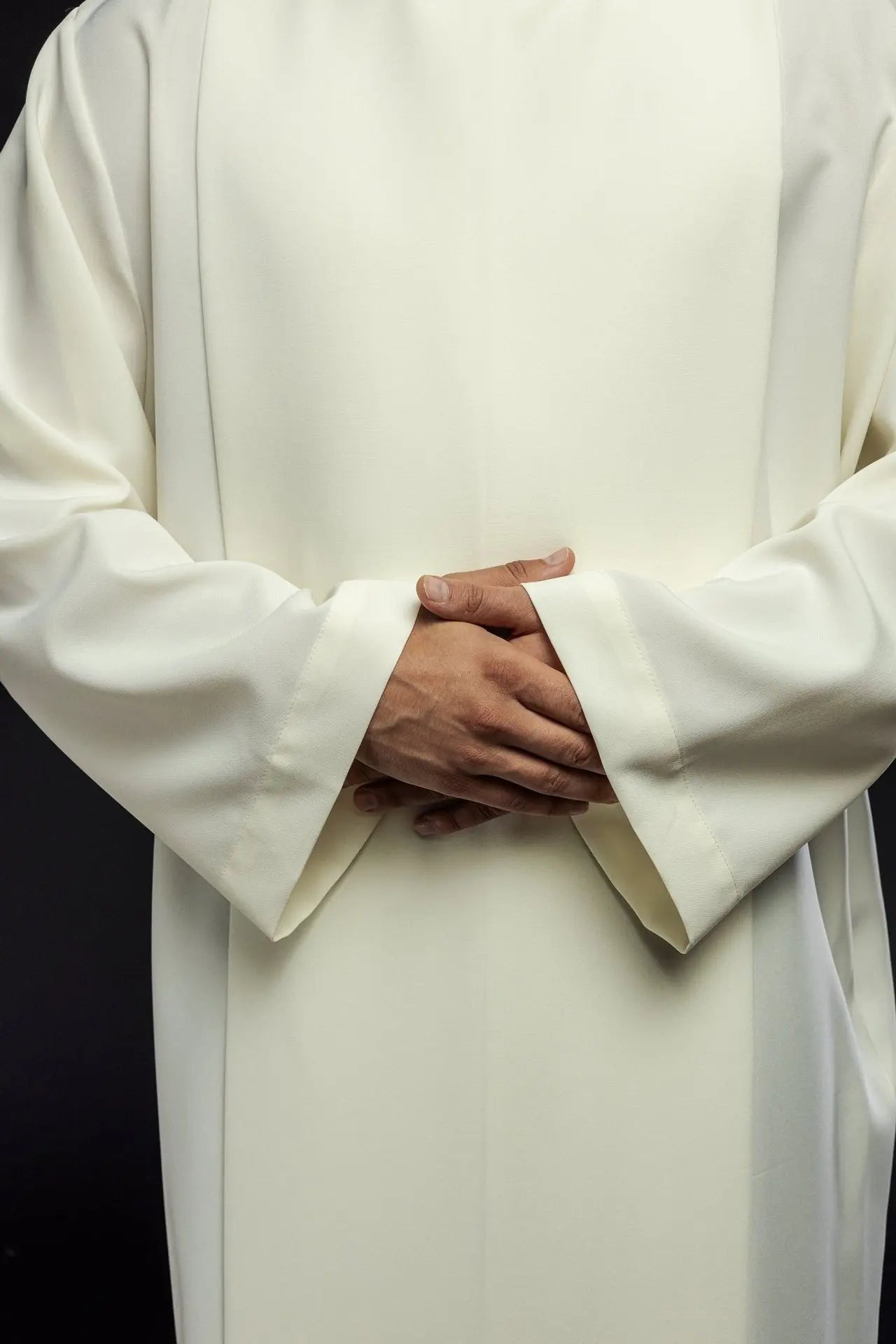 Smooth turtlenecked priest's robe Ecru