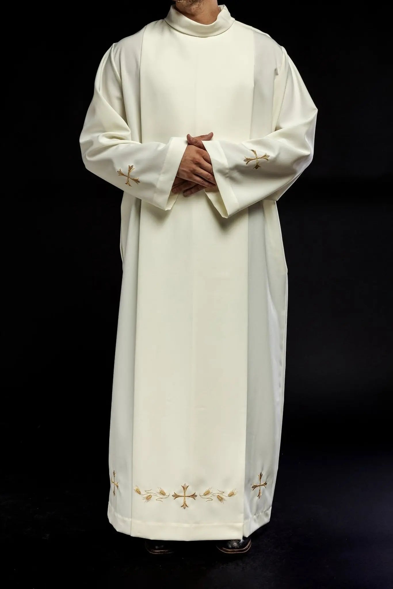 Elegant Ecru Priest's Alb with Monastic Collar and Gold Cross Embroidery
