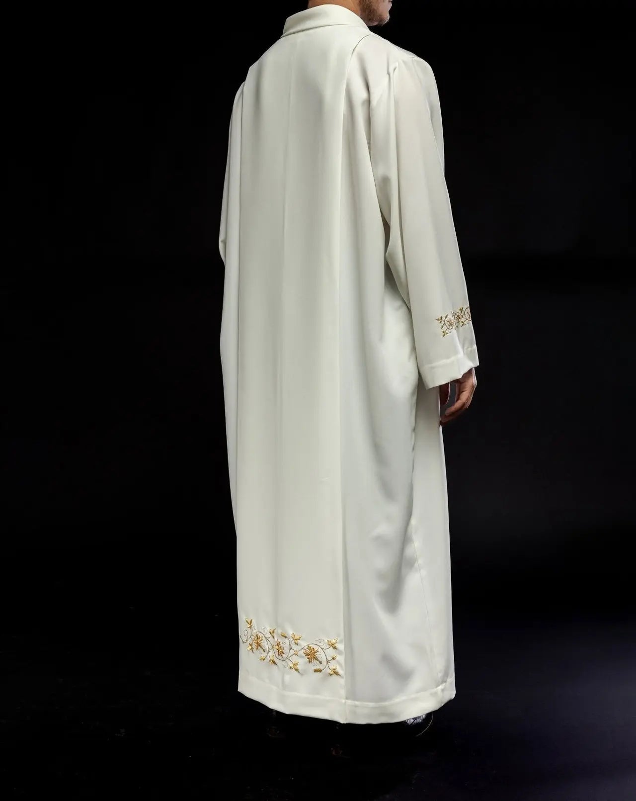 Embroidered turtleneck priest's robe Ecru