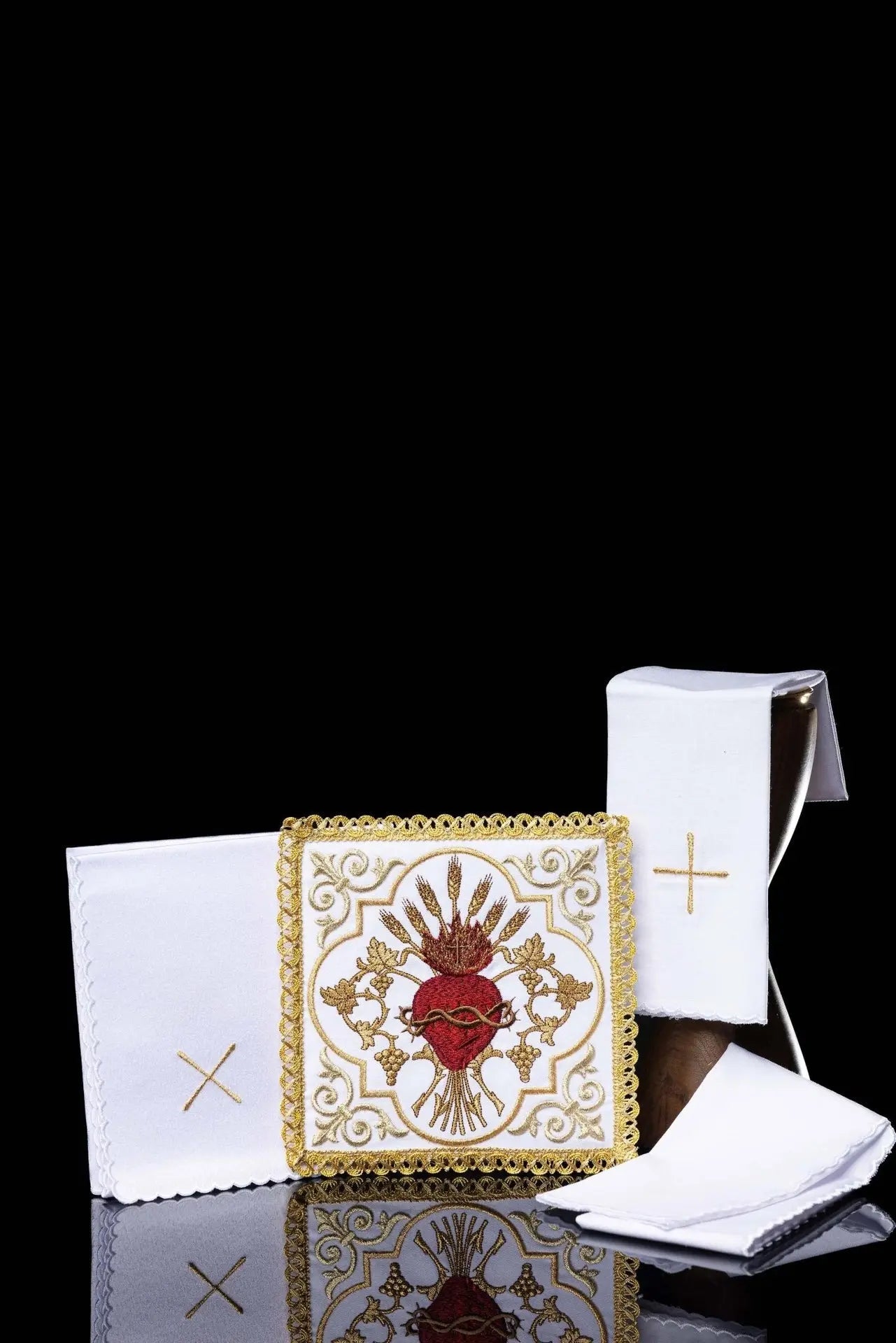 Ensemble de linge de Calice brodé avec le Sacré-Cœur de Jésus
