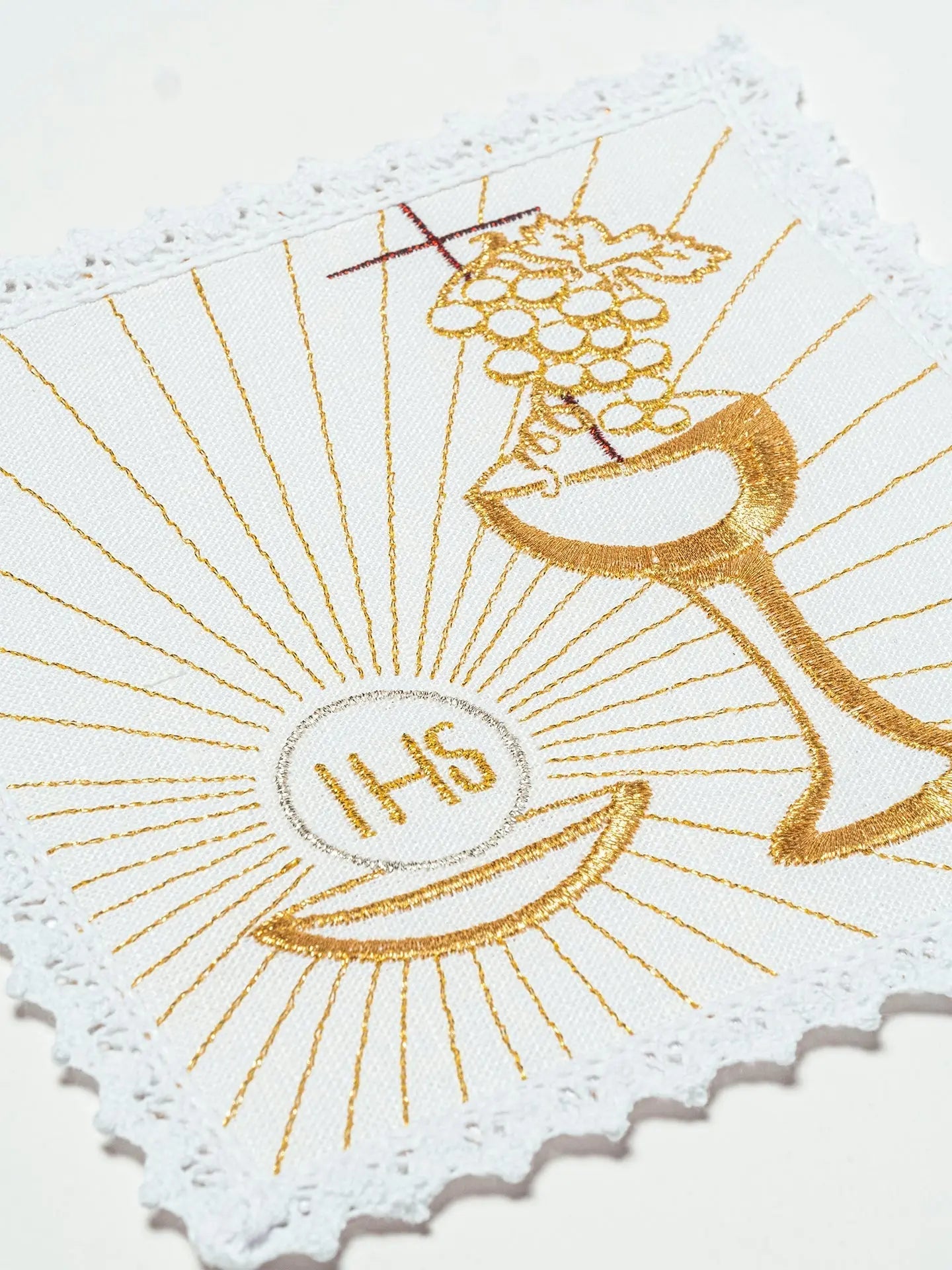 Embroidered Linen Chalice Set with Eucharistic Motif
