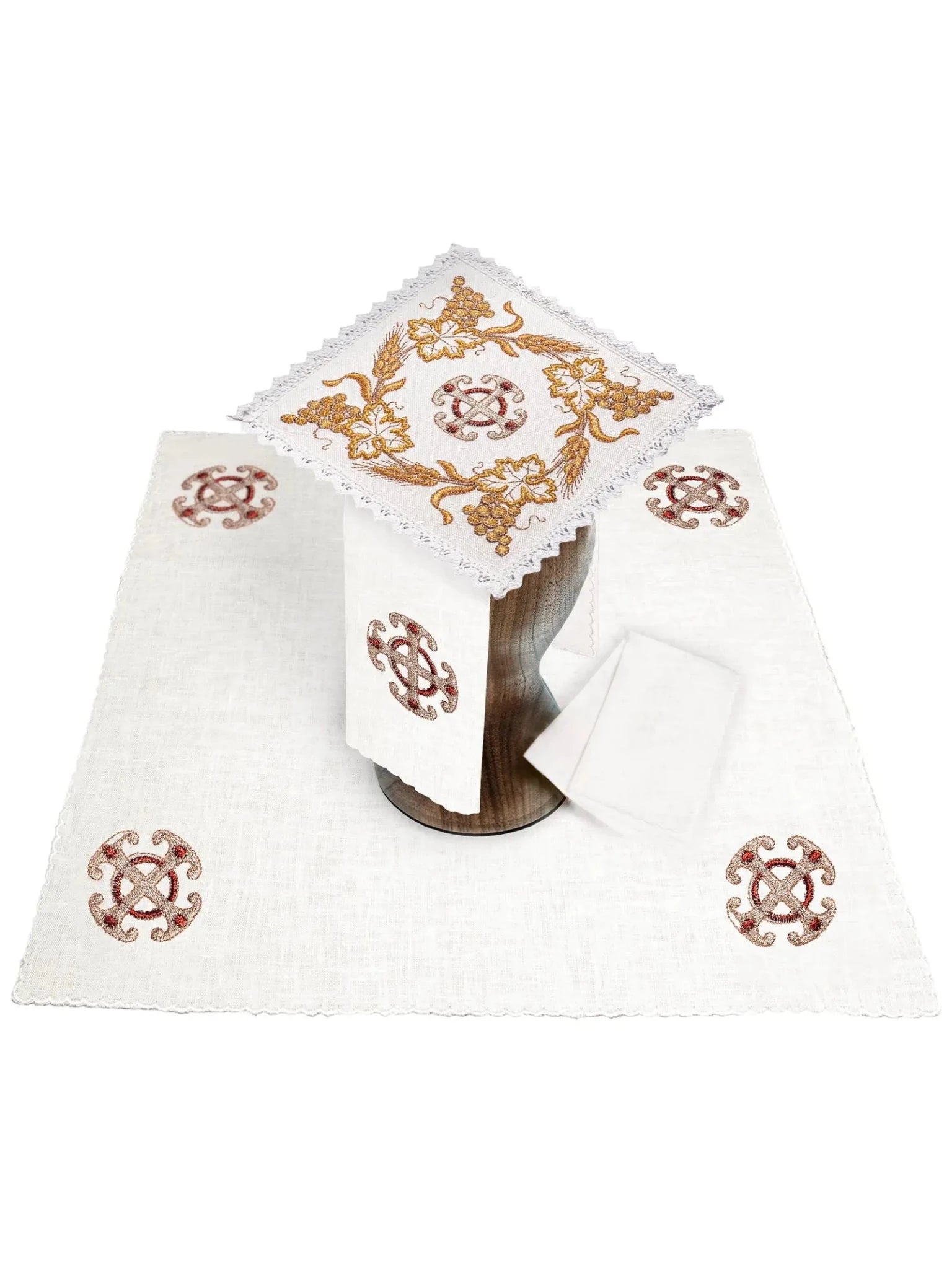 Linge de calice avec riche broderie dorée