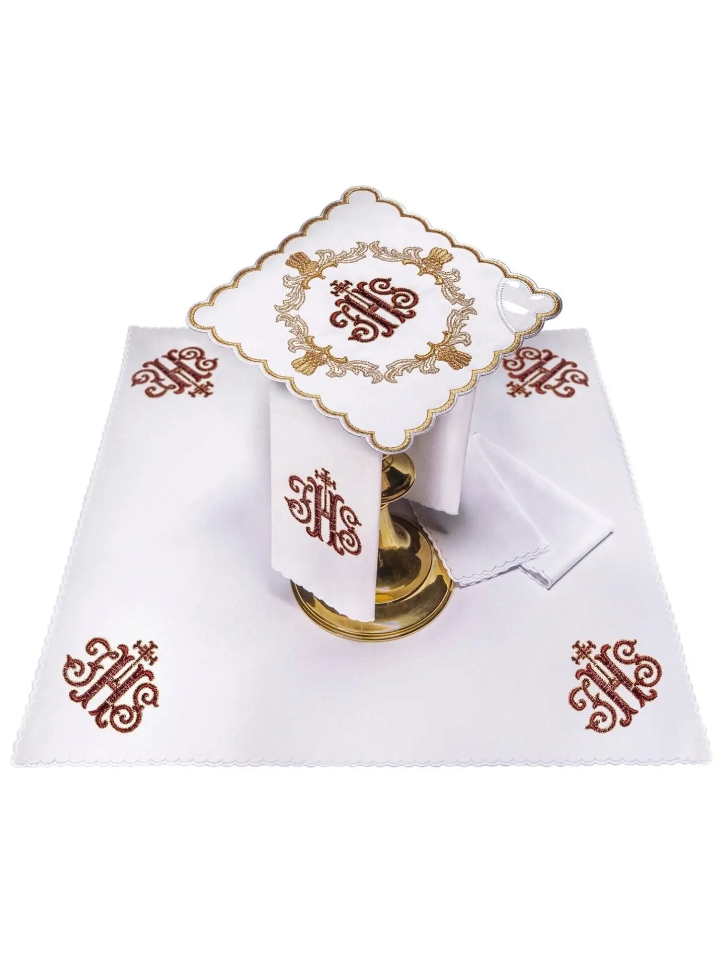 Linge de calice avec broderie rouge