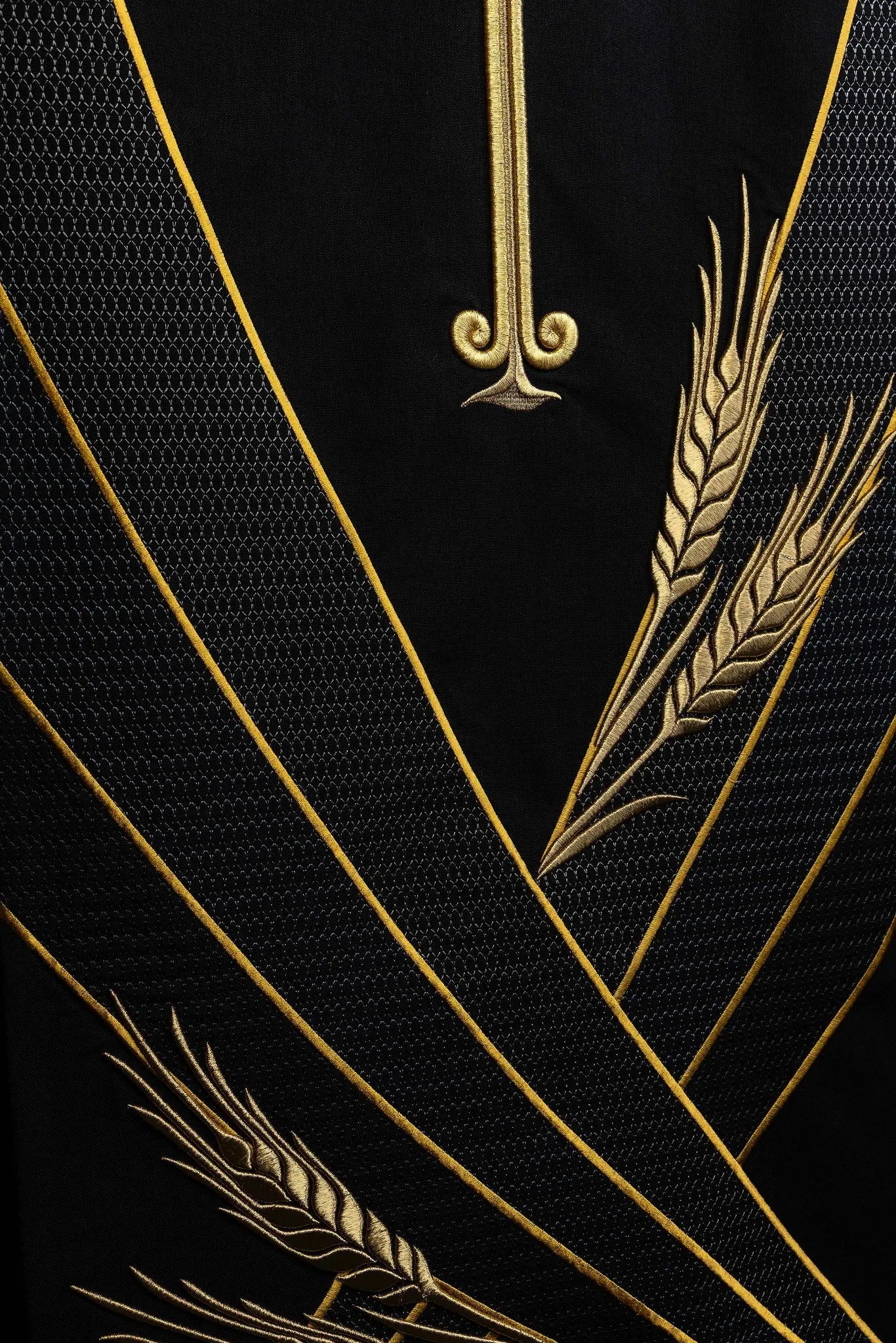 Black Lectern Cover with Chi-Rho and Wheat Sheaf Embroidery - HAFTINA ATELIER
