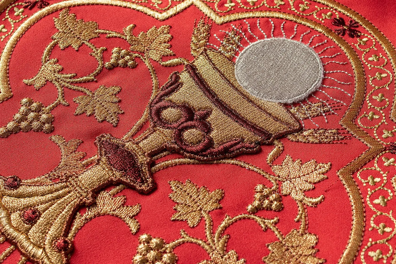 Red Roman chasuble embroidered with the motif of the Heart of Jesus Christ