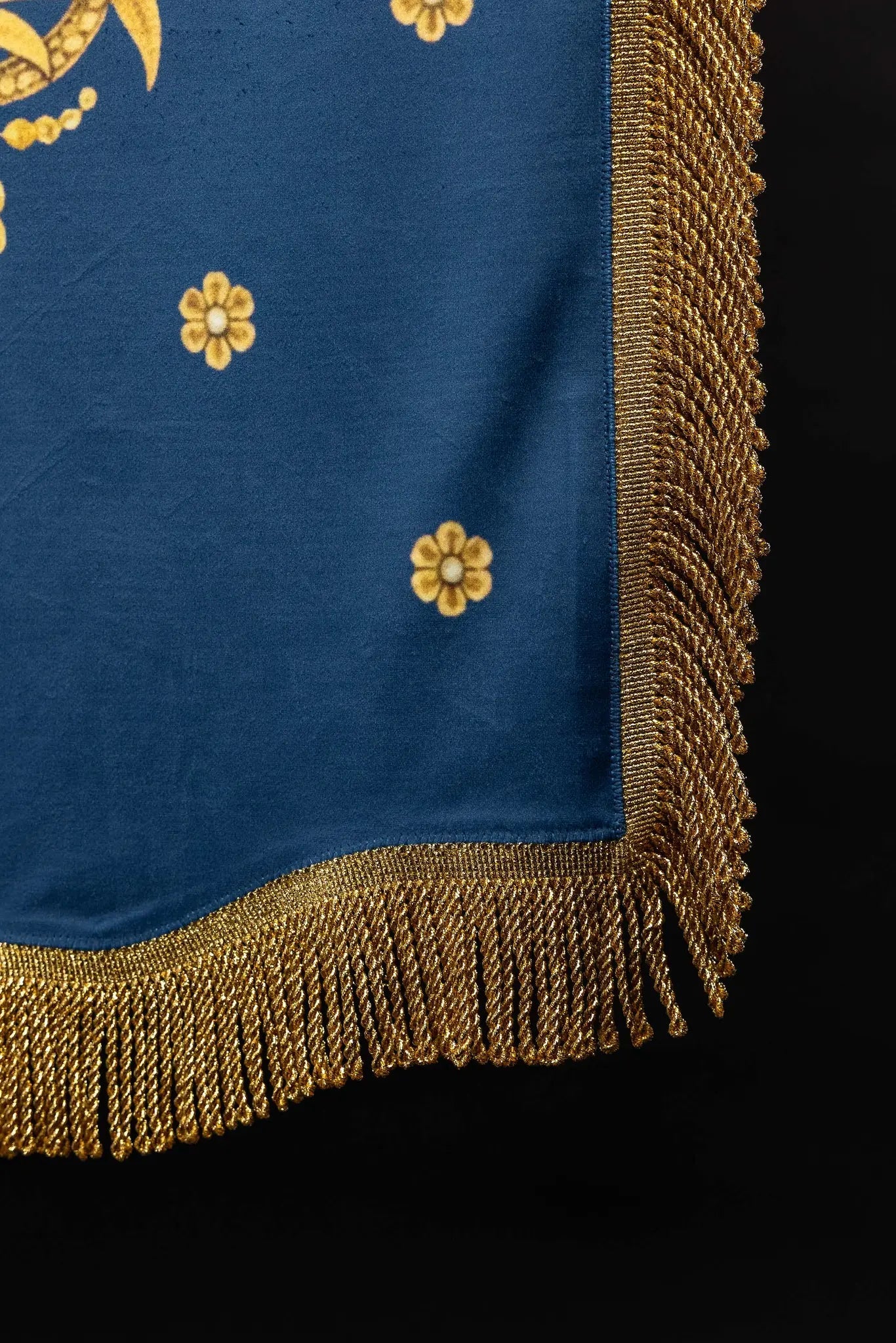 Double-sided Processional Banner with Our Lady of the Assumption and Marian Monogram - HAFTINA ATELIER