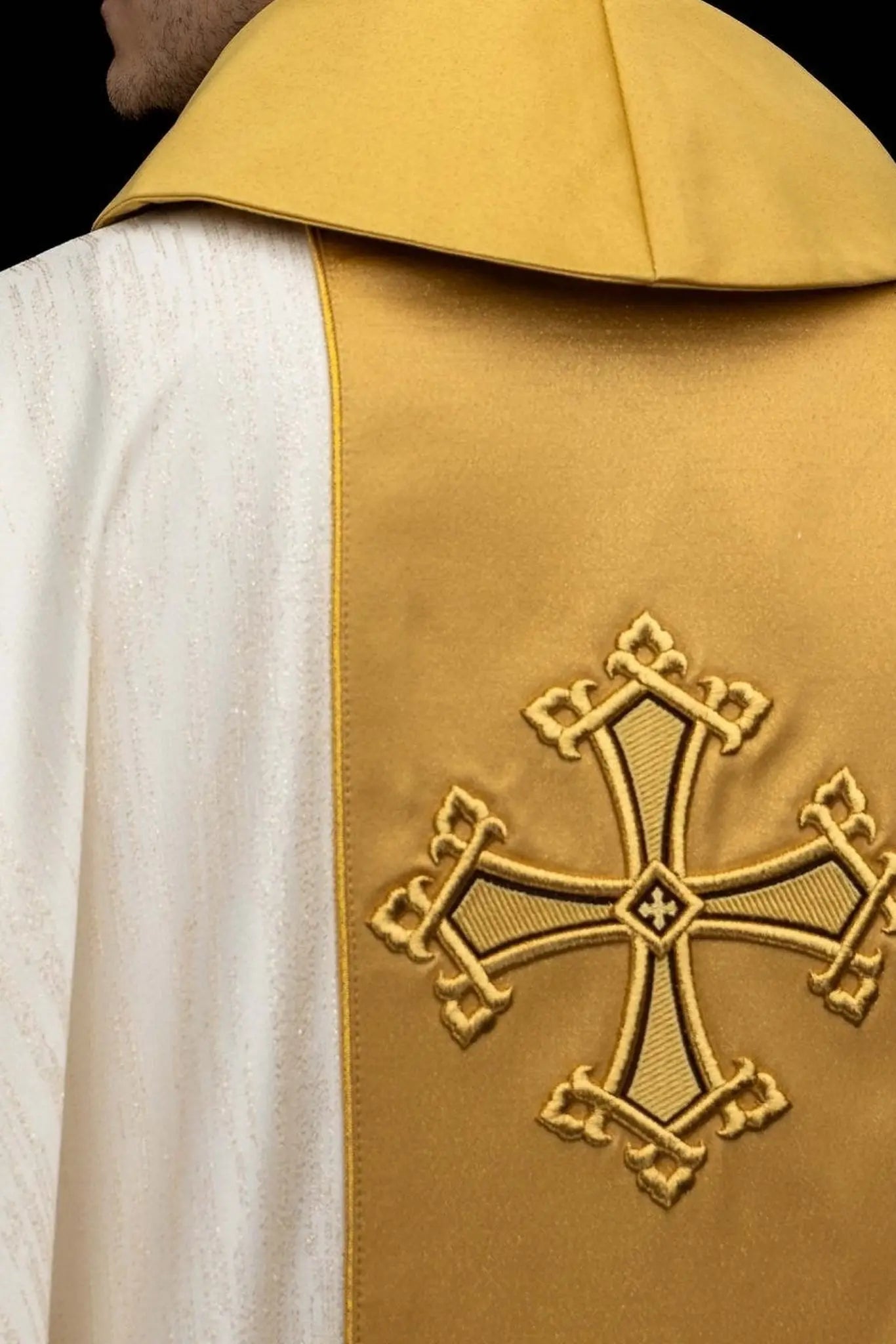 Ecru Chasuble with Embroidered Cross Band - HAFTINA ATELIER