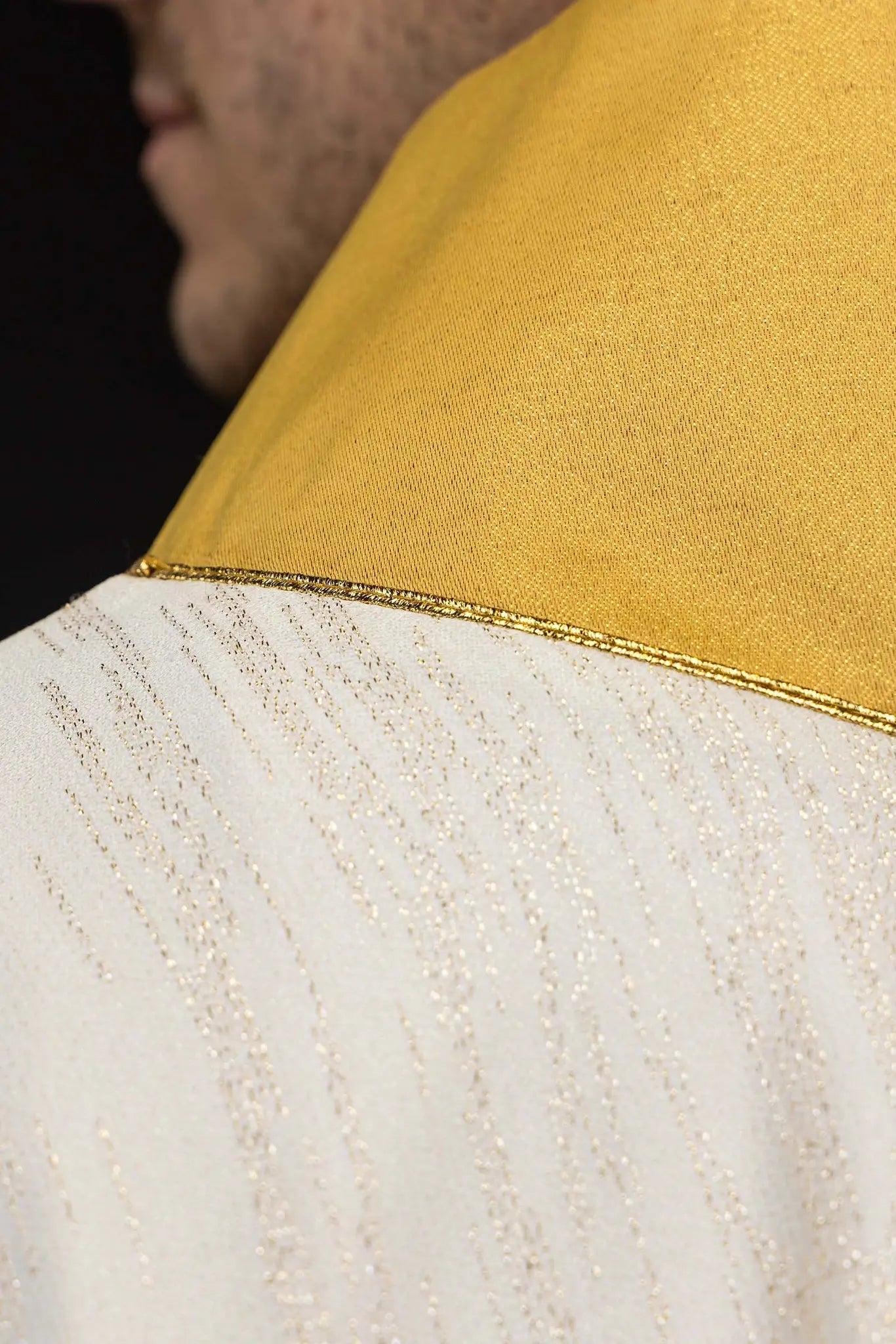 Ecru Chasuble with Marian Lily Embroidery - HAFTINA ATELIER