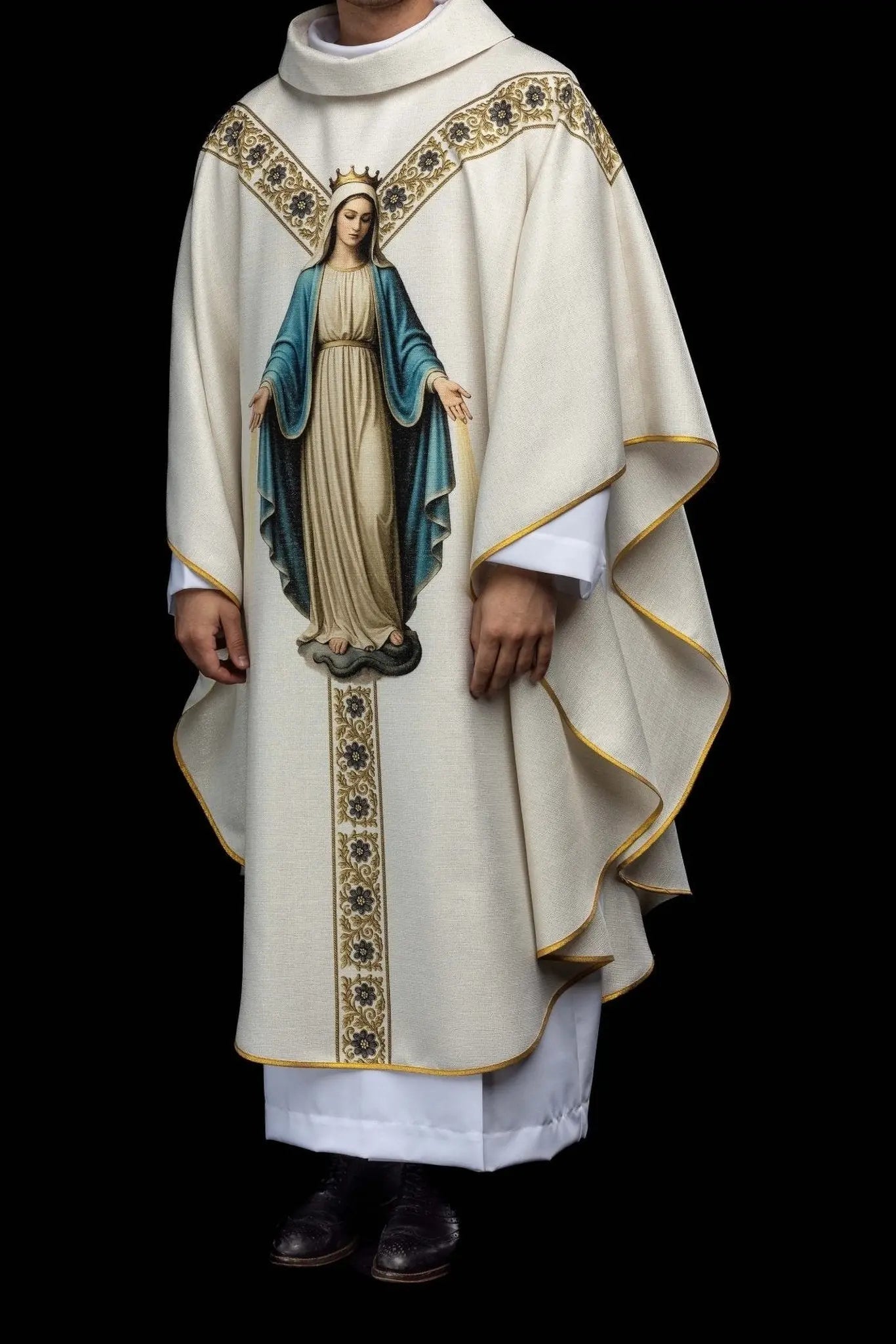 Ecru Chasuble with Printed Image of the Immaculate Conception - HAFTINA ATELIER