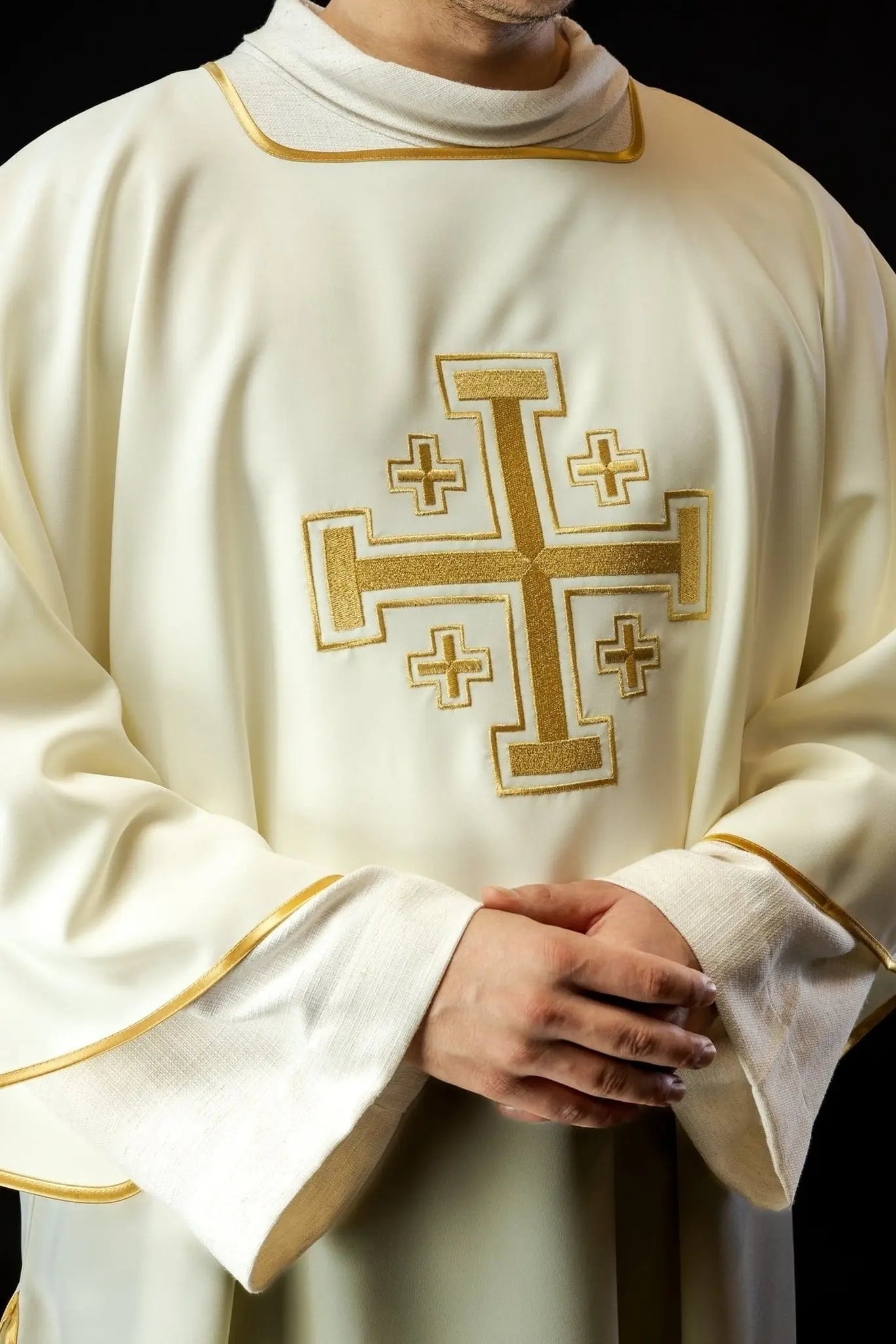Ecru Dalmatia with embroidered gold crosses