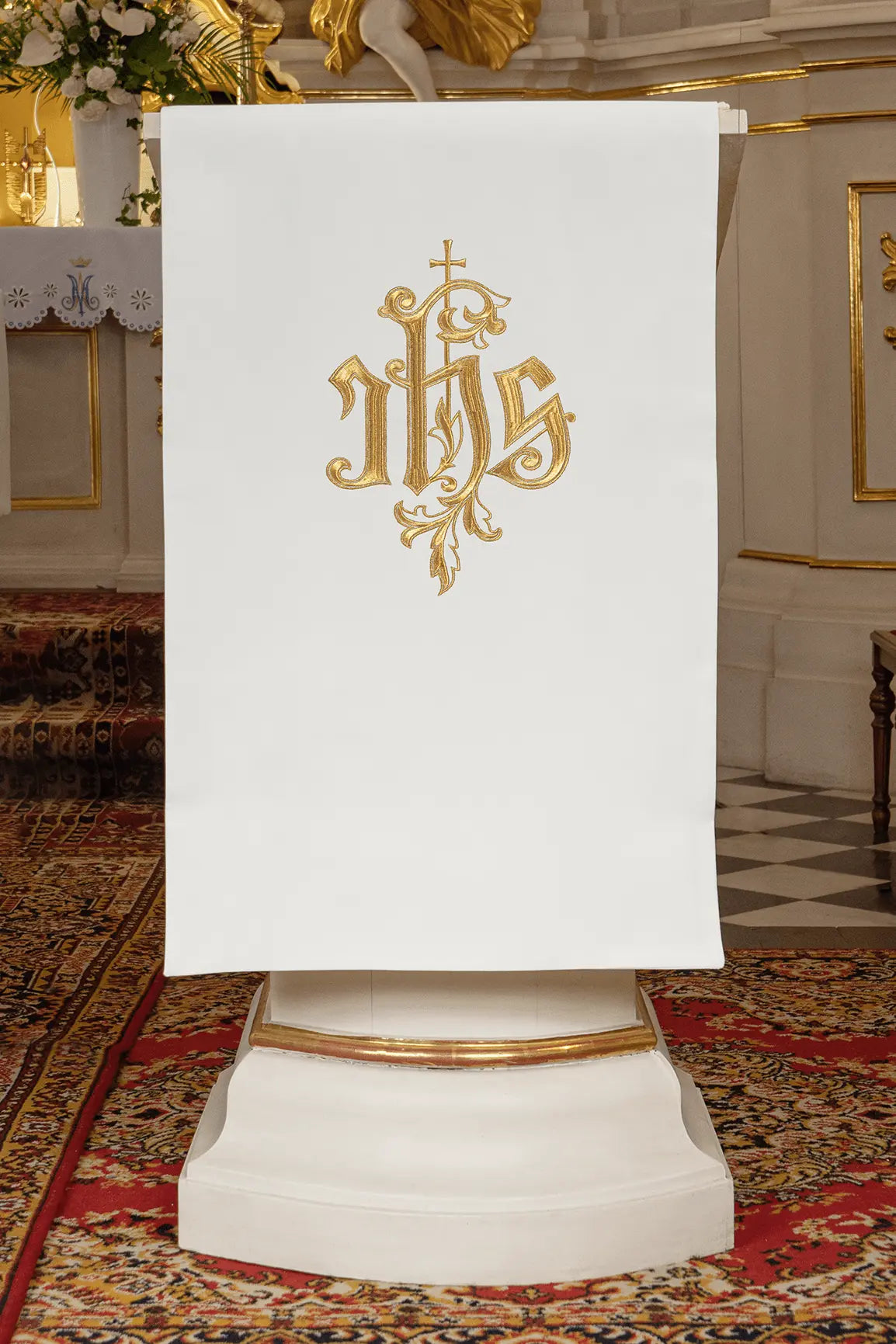 Embroidered lectern napkin with IHS symbol