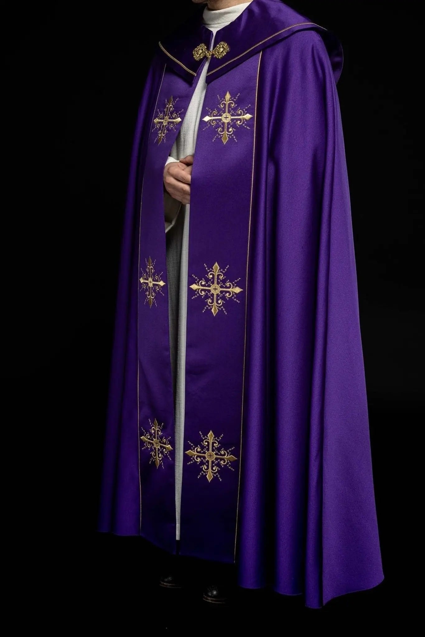 Embroidered liturgical cape purple